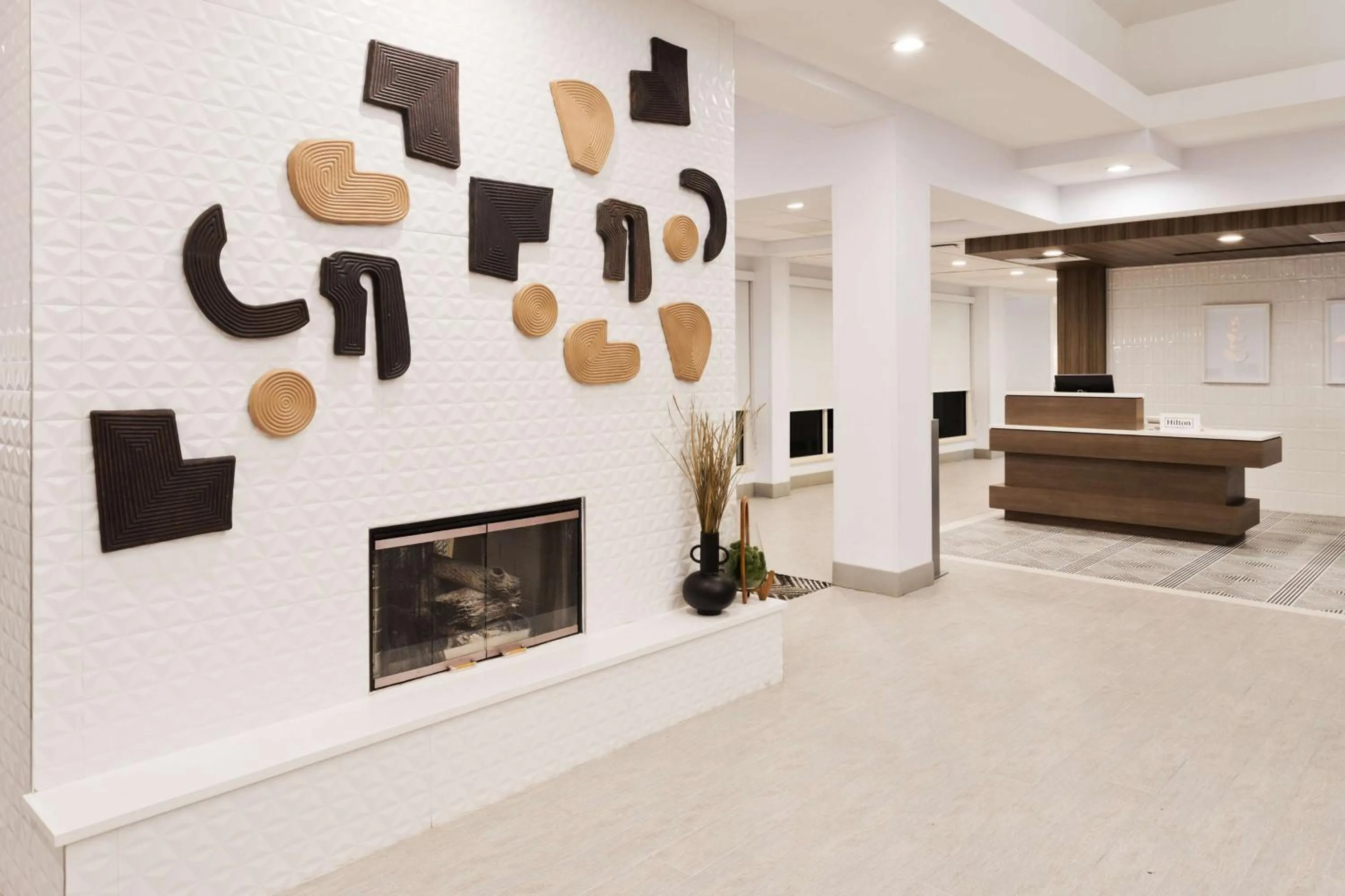 Lobby or reception in Hilton Garden Inn Birmingham/Lakeshore Drive