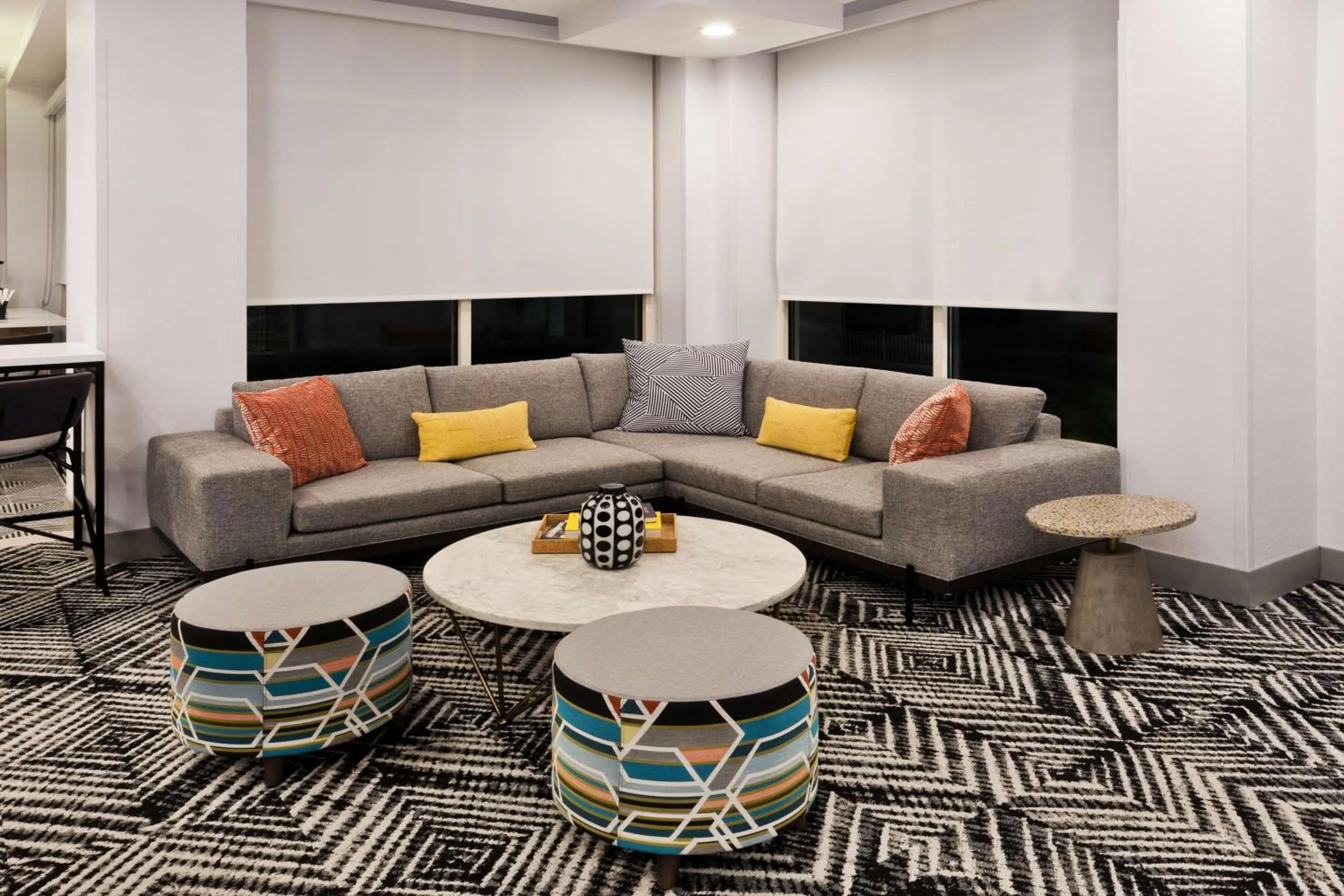 Lobby or reception in Hilton Garden Inn Birmingham/Lakeshore Drive