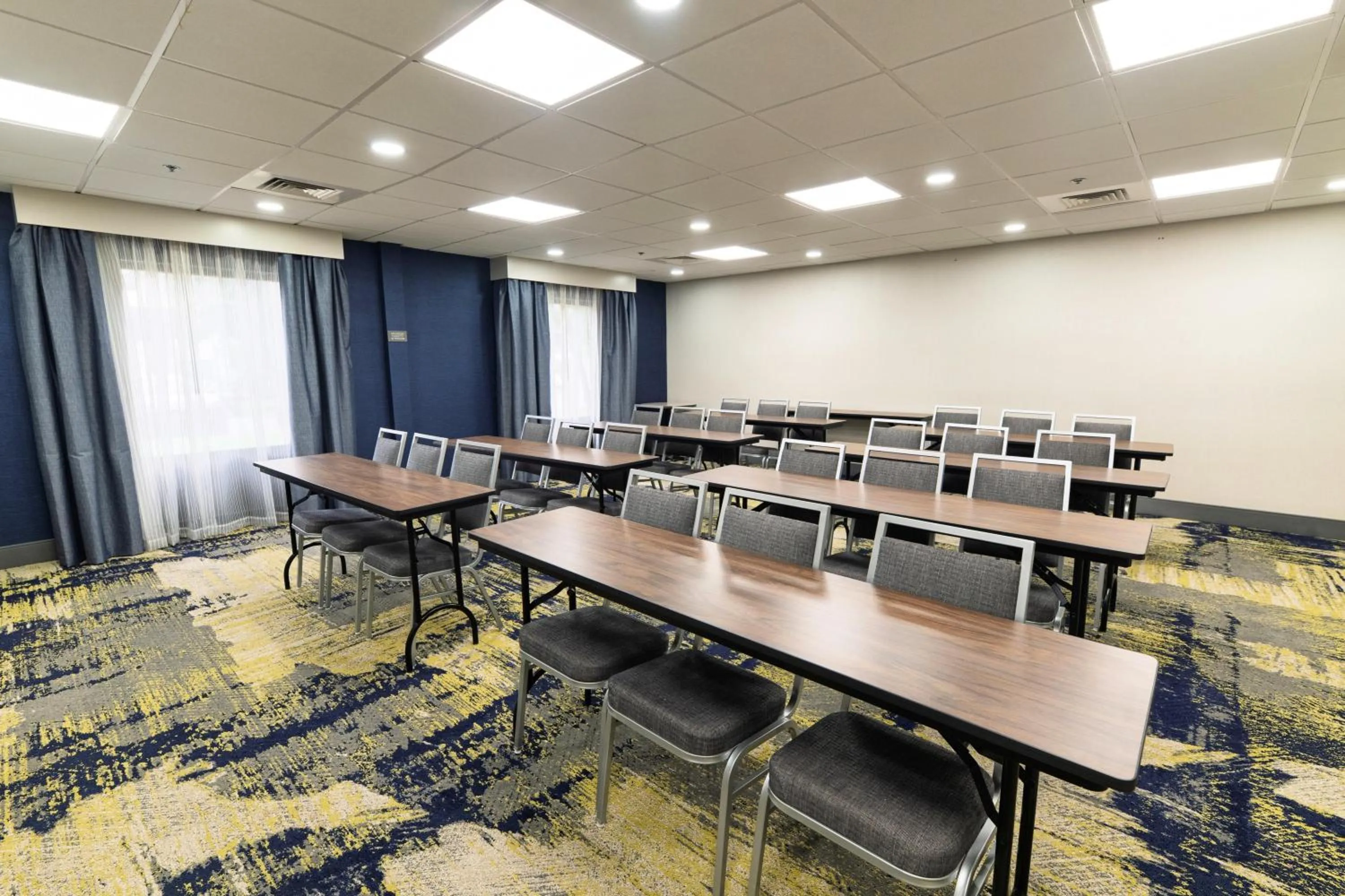 Meeting/conference room in Hampton Inn Jasper, AL