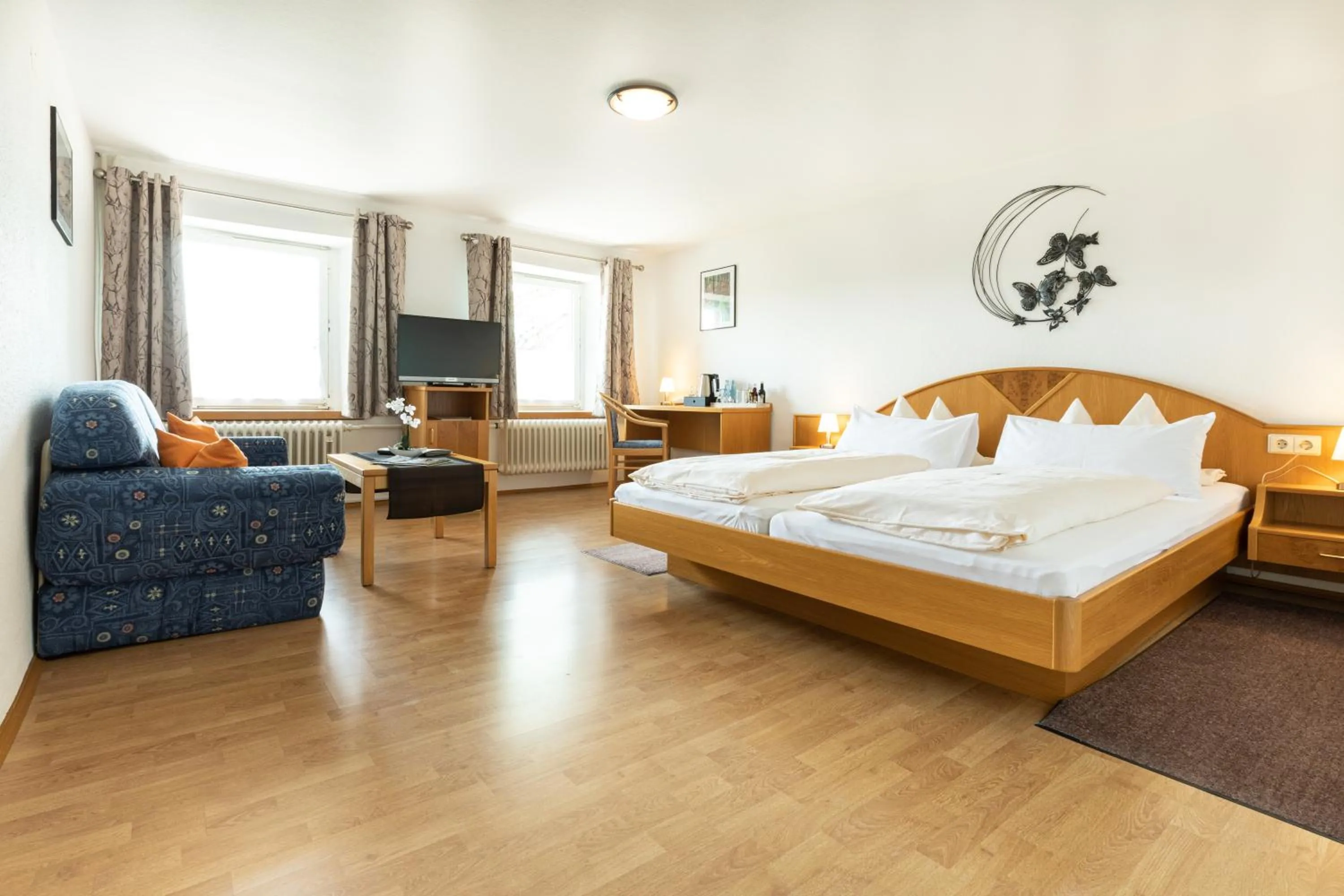 Bed in Hotel Landgasthof zum Pflug