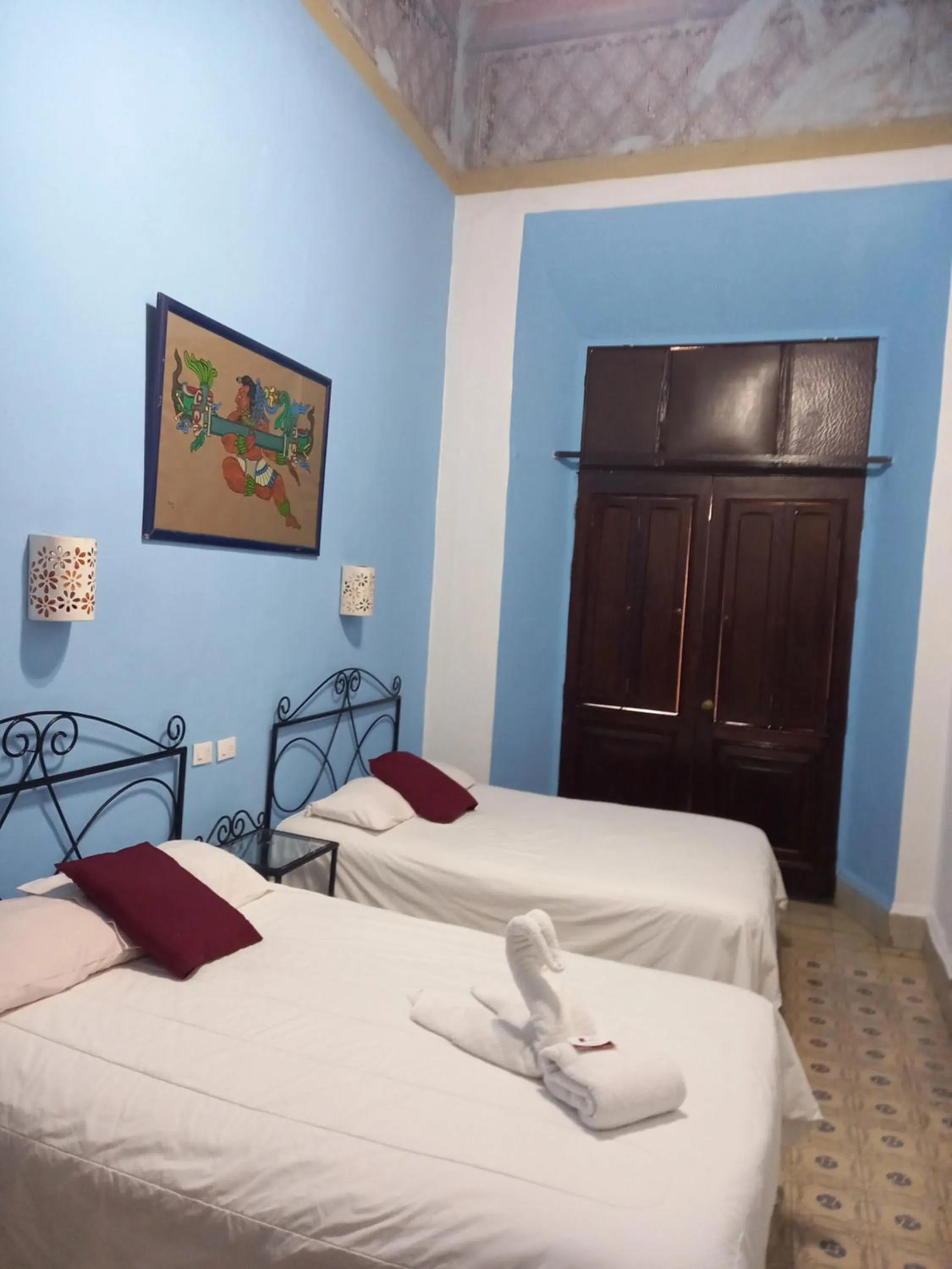 Photo of the whole room, Bed in Hotel Reforma