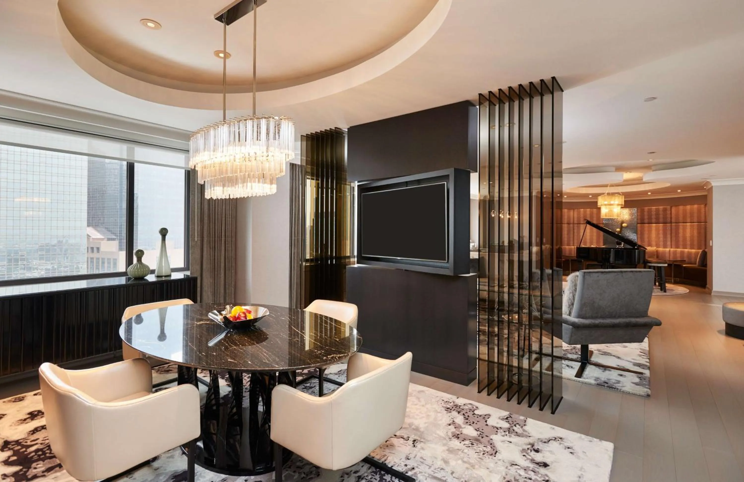 Living room in The Lofton Hotel Minneapolis, Tapestry Collection by Hilton