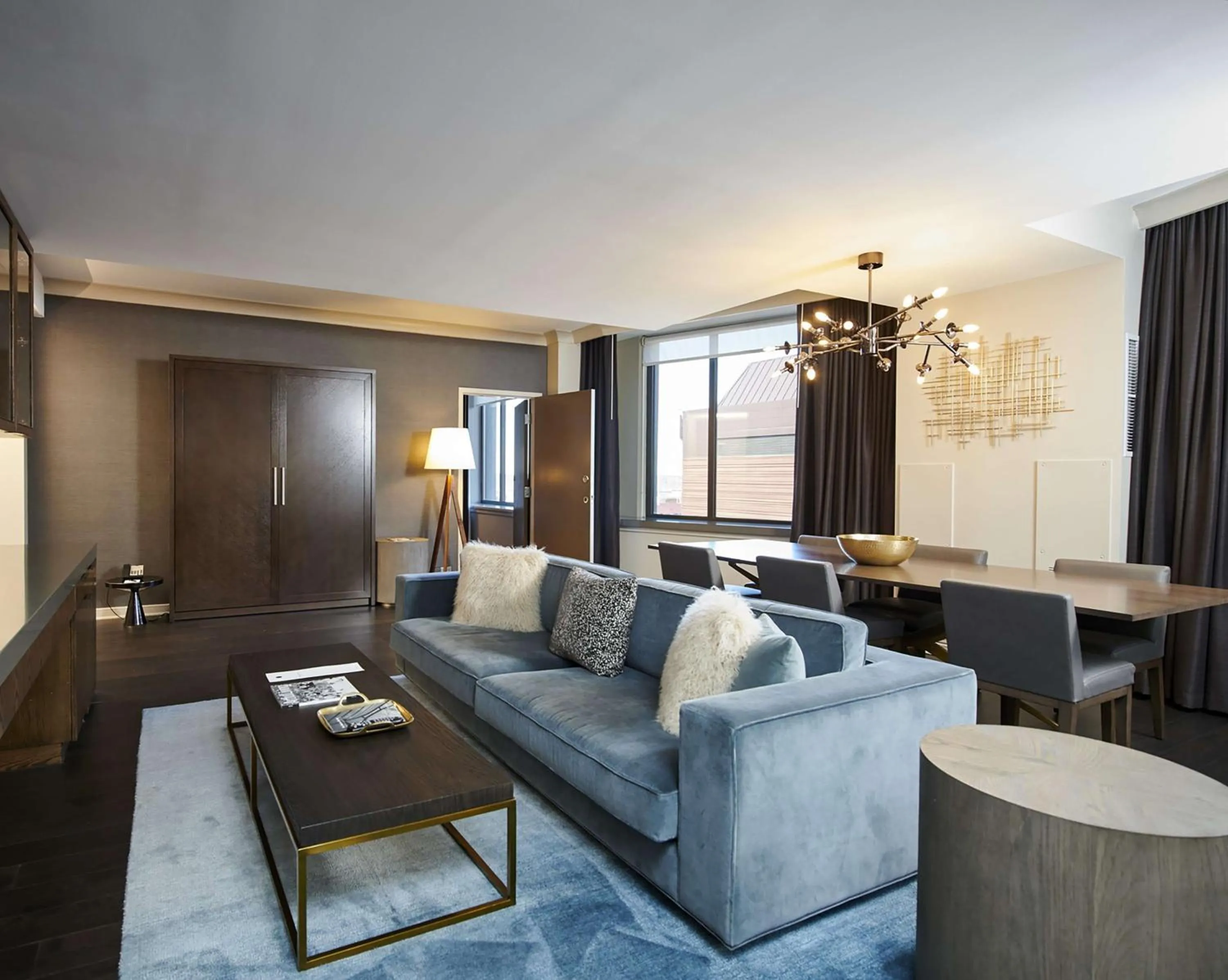 Living room in The Lofton Hotel Minneapolis, Tapestry Collection by Hilton