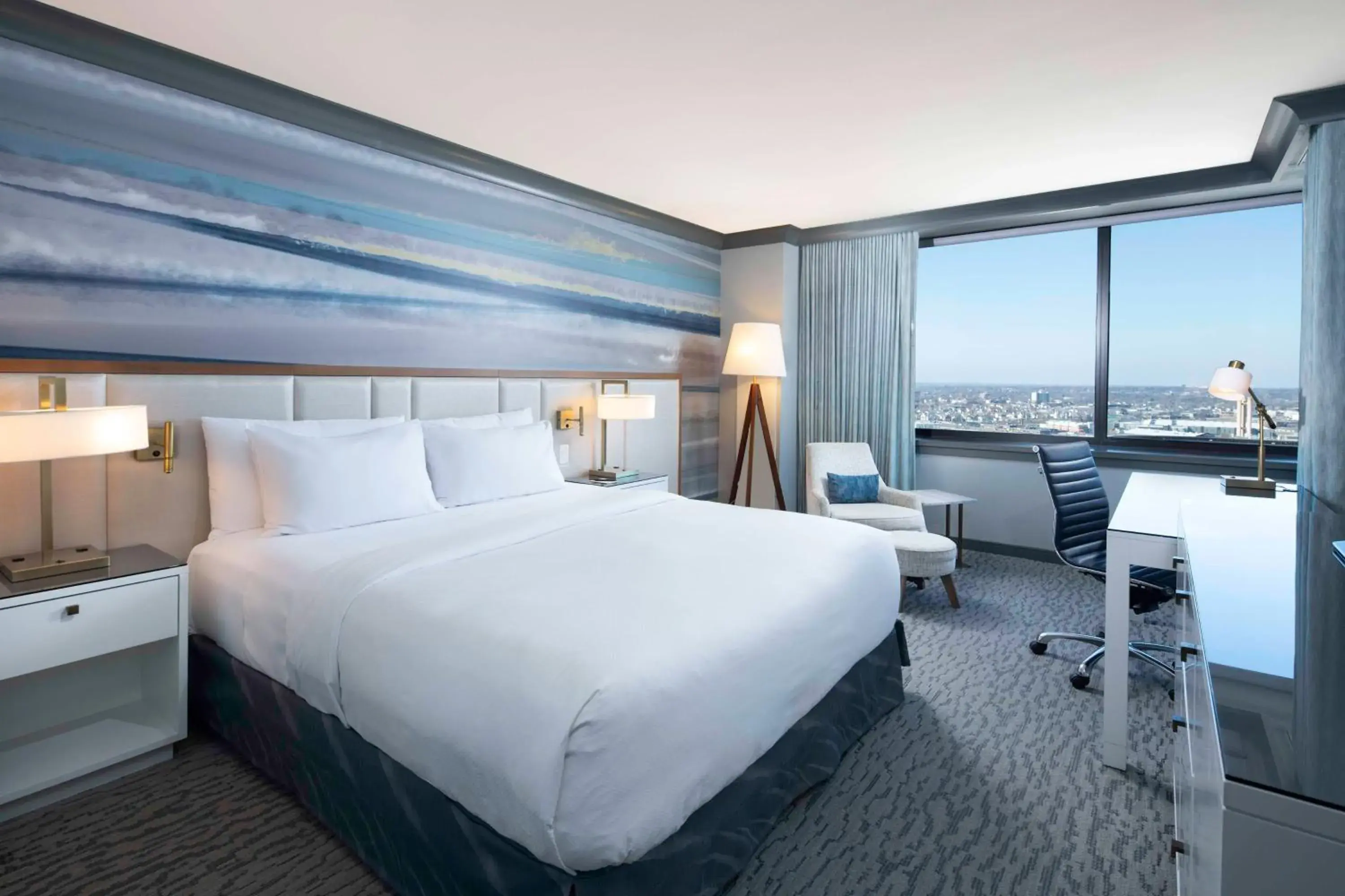 Bed in The Lofton Hotel Minneapolis, Tapestry Collection by Hilton Bed in The Lofton Hotel Minneapolis, Tapestry Collection by Hilton