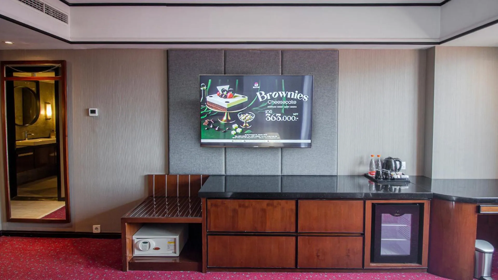 Redtop Hotel & Convention Center