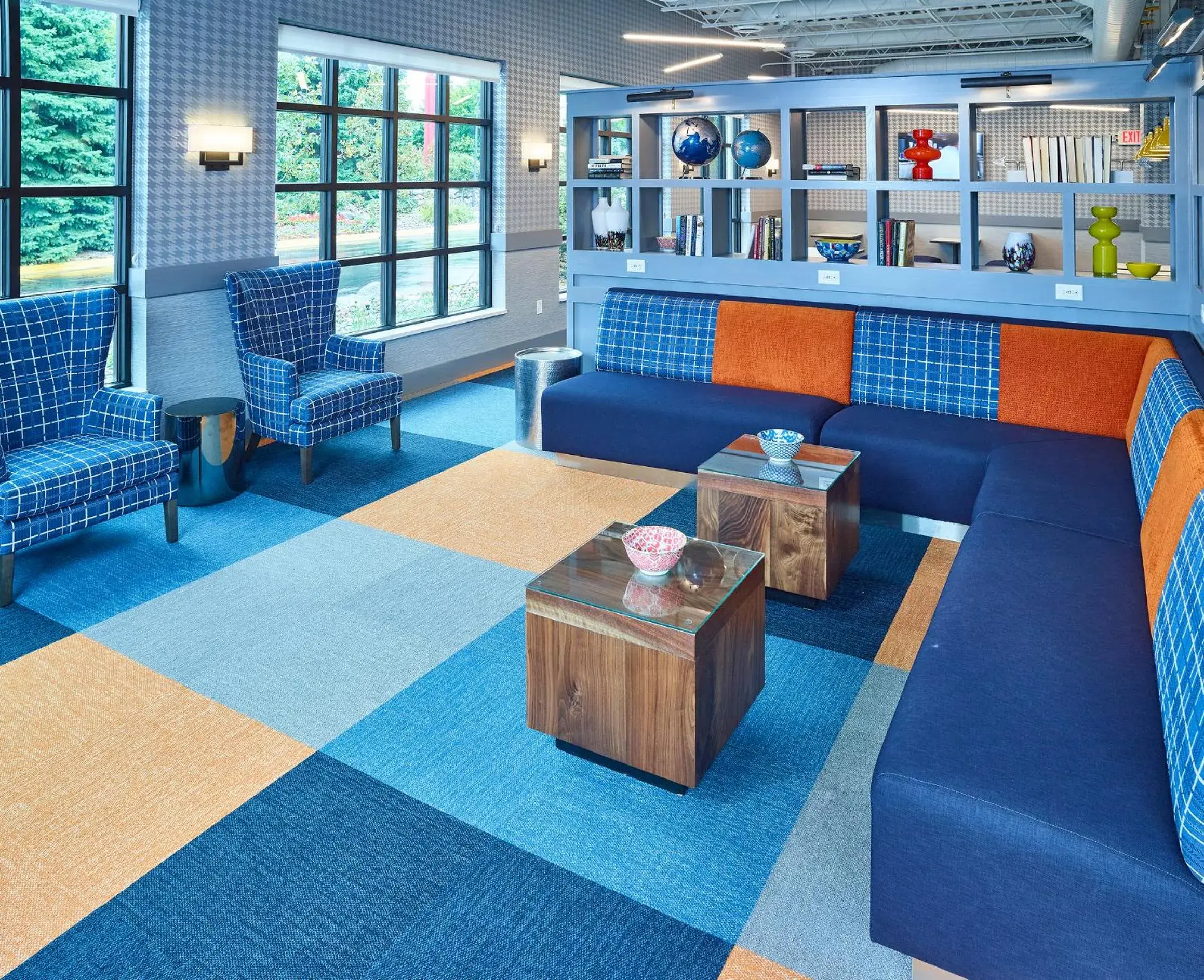 Lobby or reception in LivINN Hotel Minneapolis South / Burnsville Lobby or reception in LivINN Hotel Minneapolis South / Burnsville