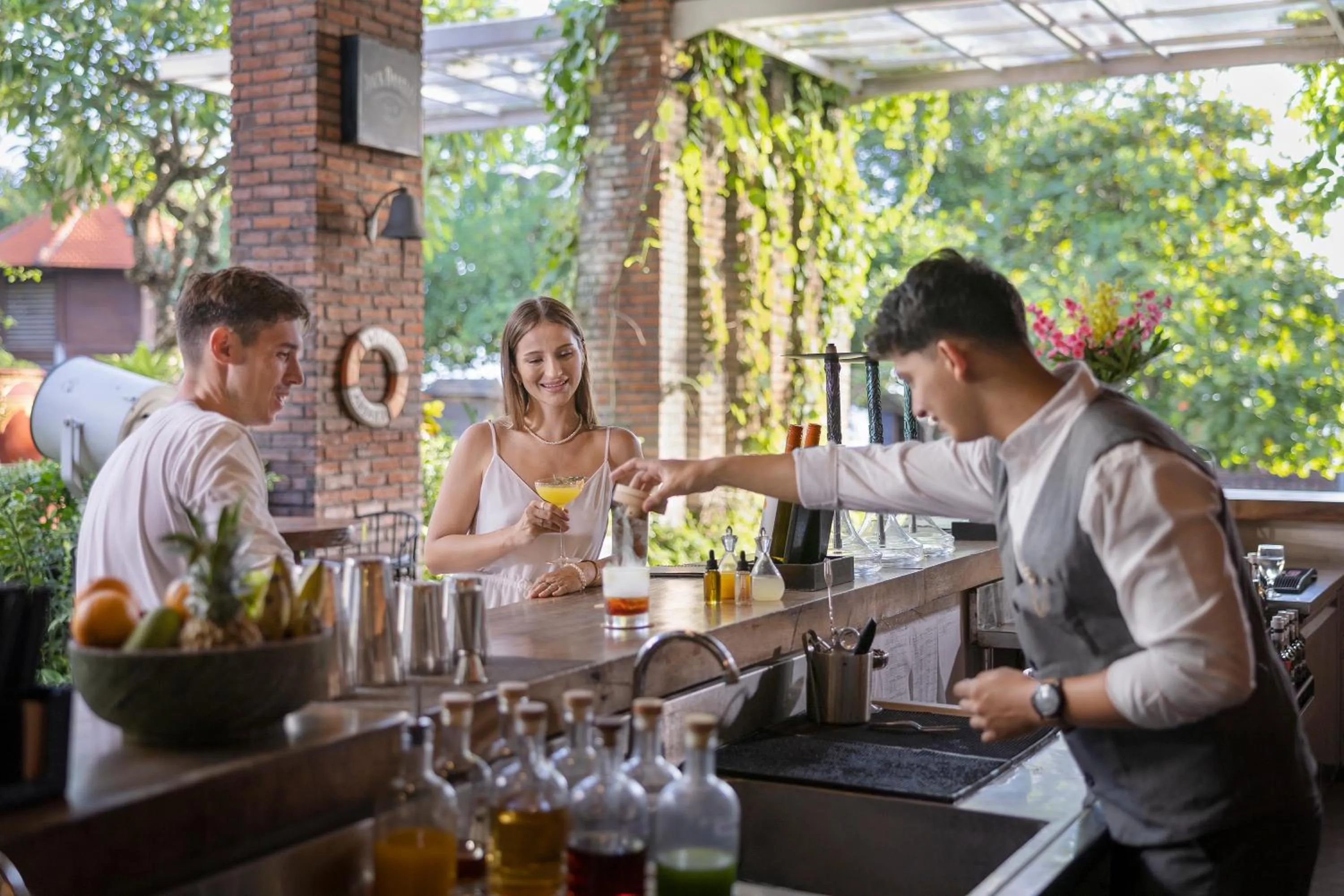 Lounge or bar in Wyndham Garden Kuta Beach Bali