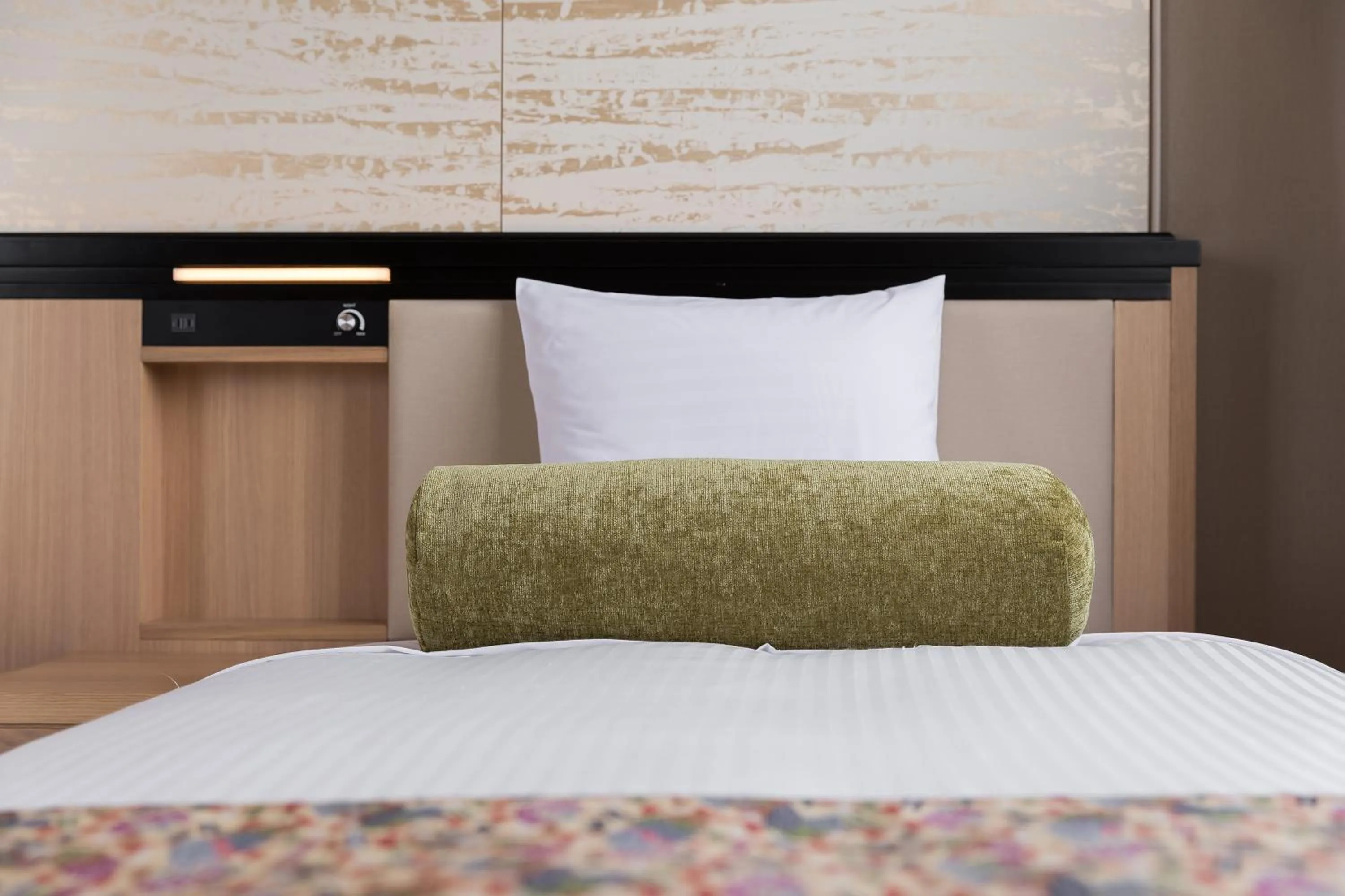Bed in HOTEL MYSTAYS Kyoto Shijo
