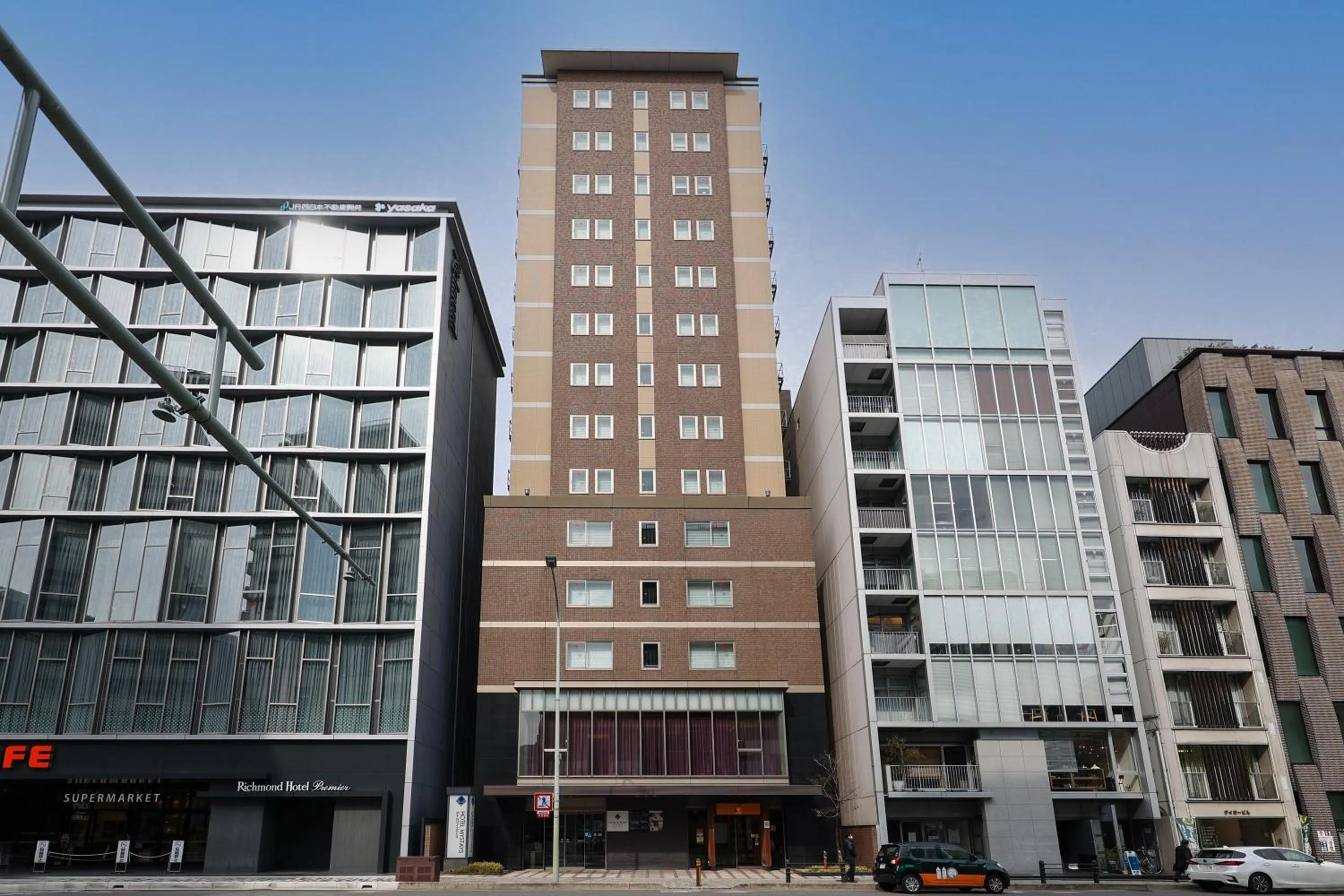 Property building in HOTEL MYSTAYS Kyoto Shijo