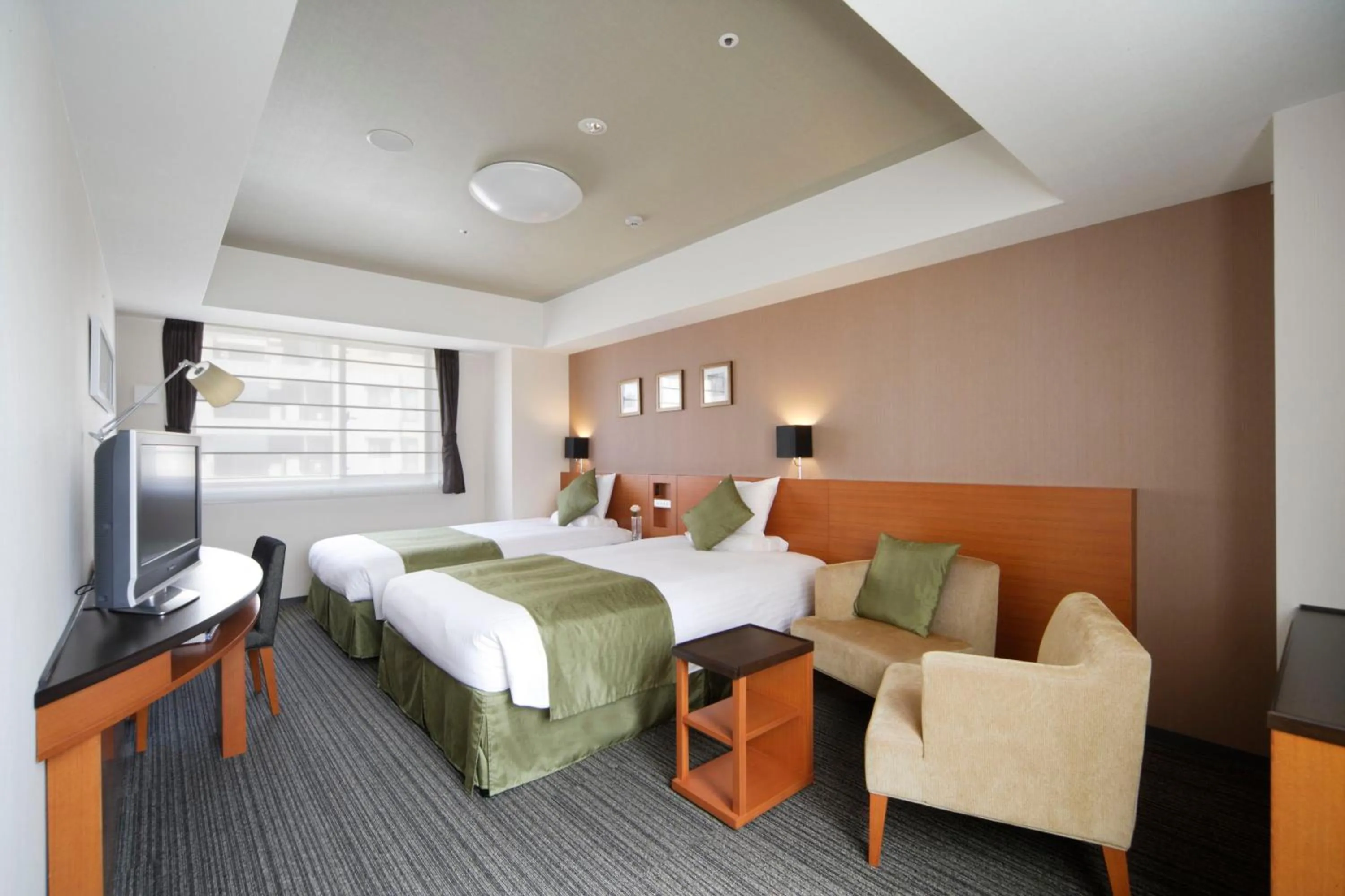 Photo of the whole room, Bed in HOTEL MYSTAYS Kyoto Shijo