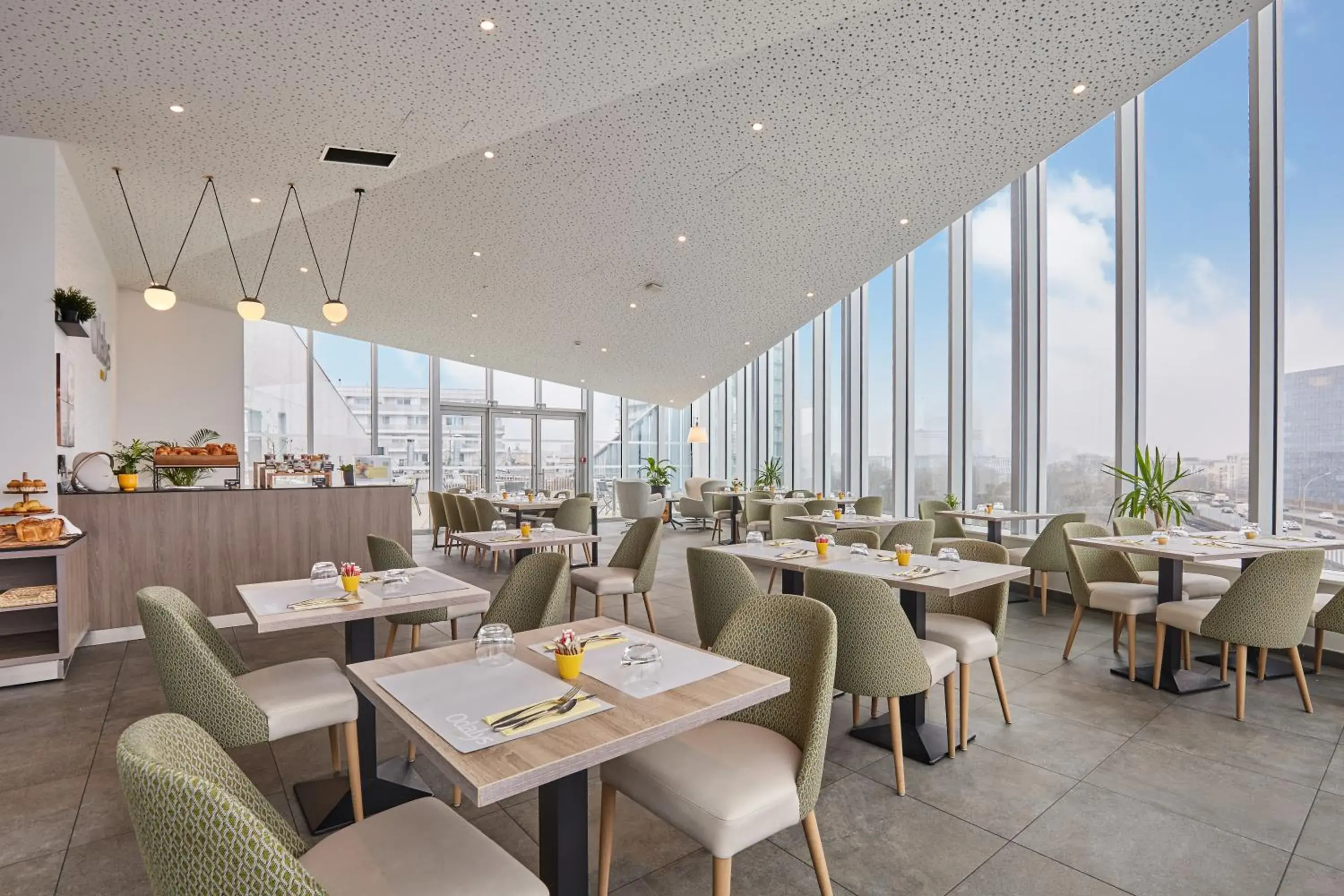 Breakfast in Appart Hotel Odalys City Paris XVII Breakfast in Appart Hotel Odalys City Paris XVII