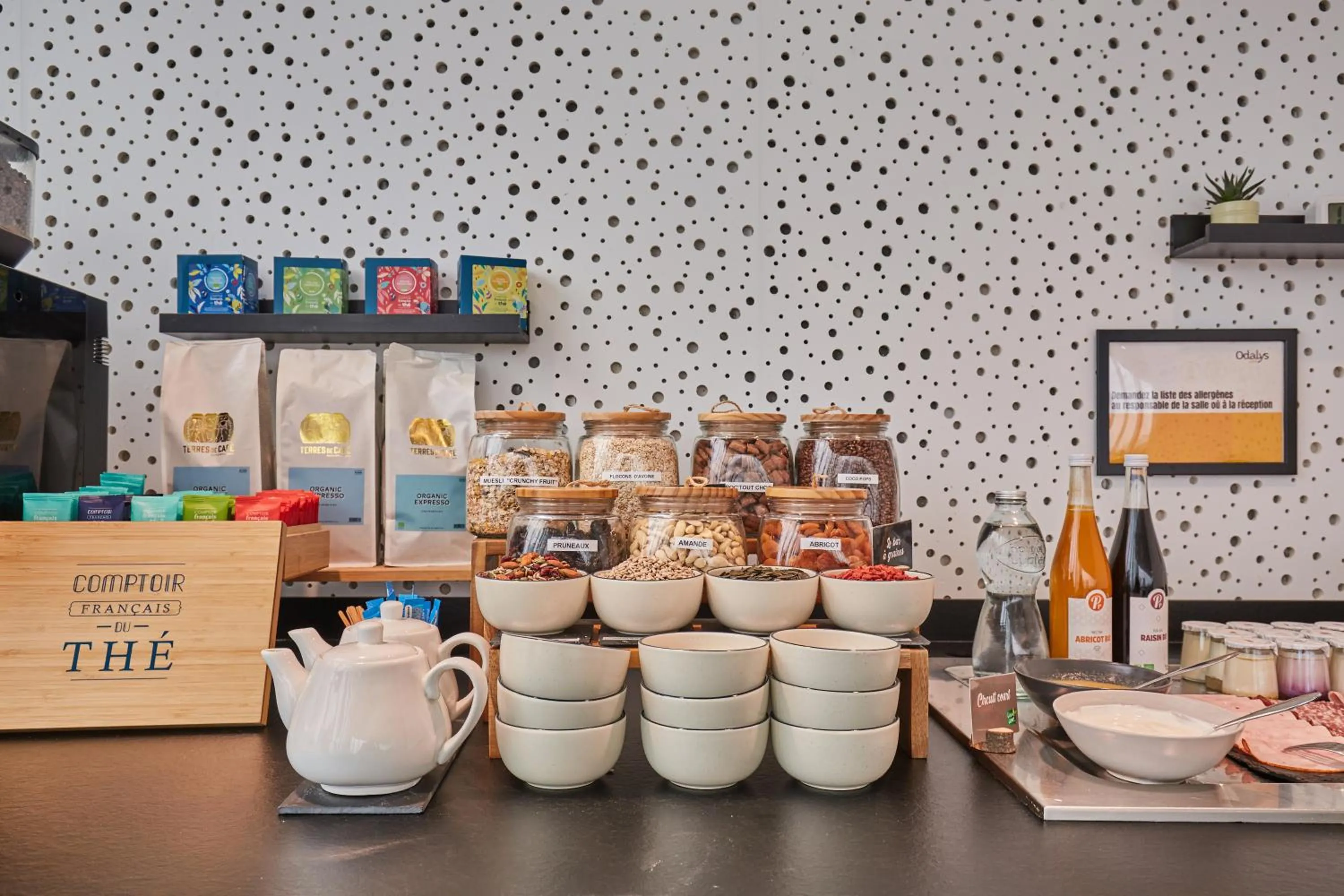 Breakfast in Appart Hotel Odalys City Paris XVII