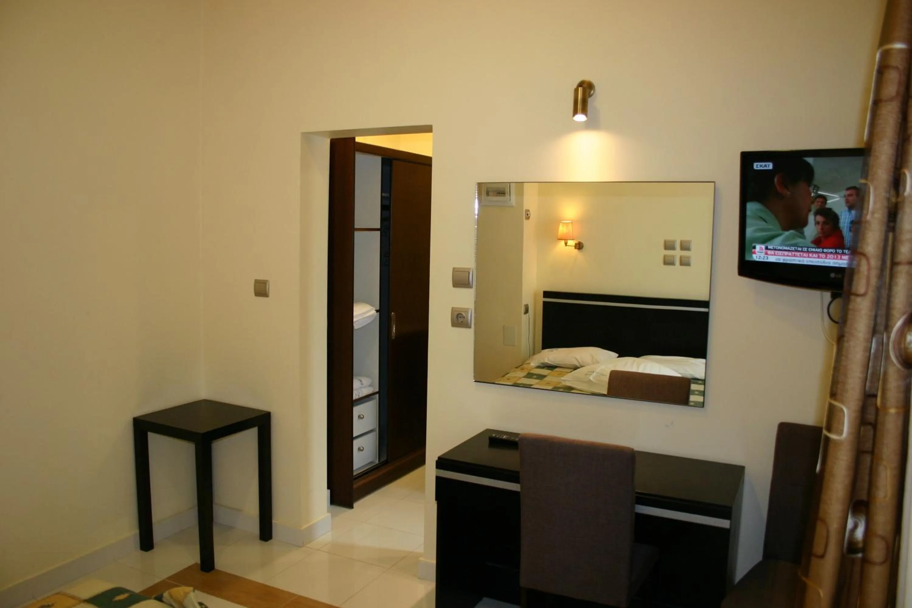 Other, Bed in Petit Palais Hotel