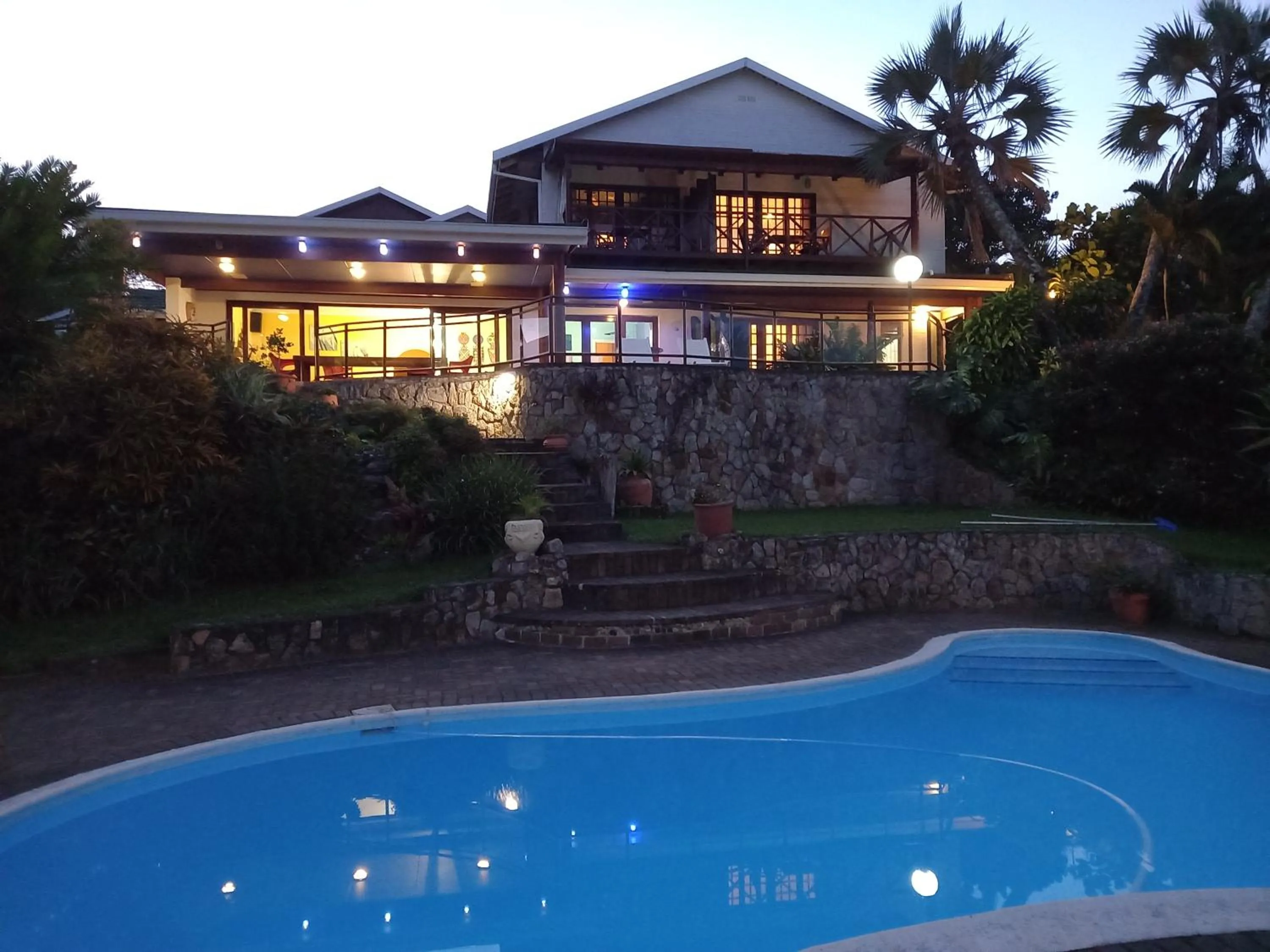 Property building in Wailana lodge