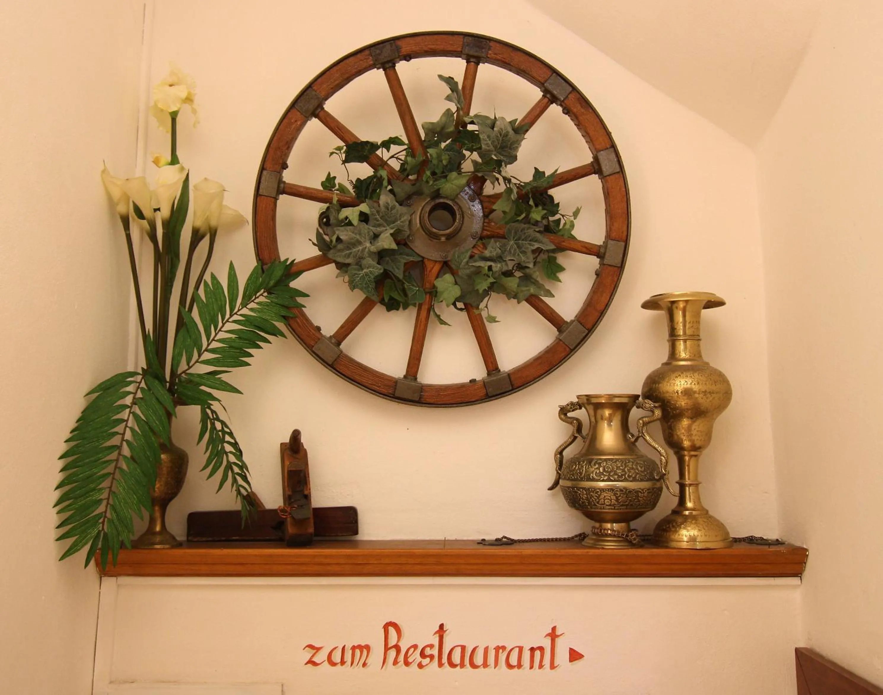 Restaurant/places to eat in Aparthotel Krösbacher