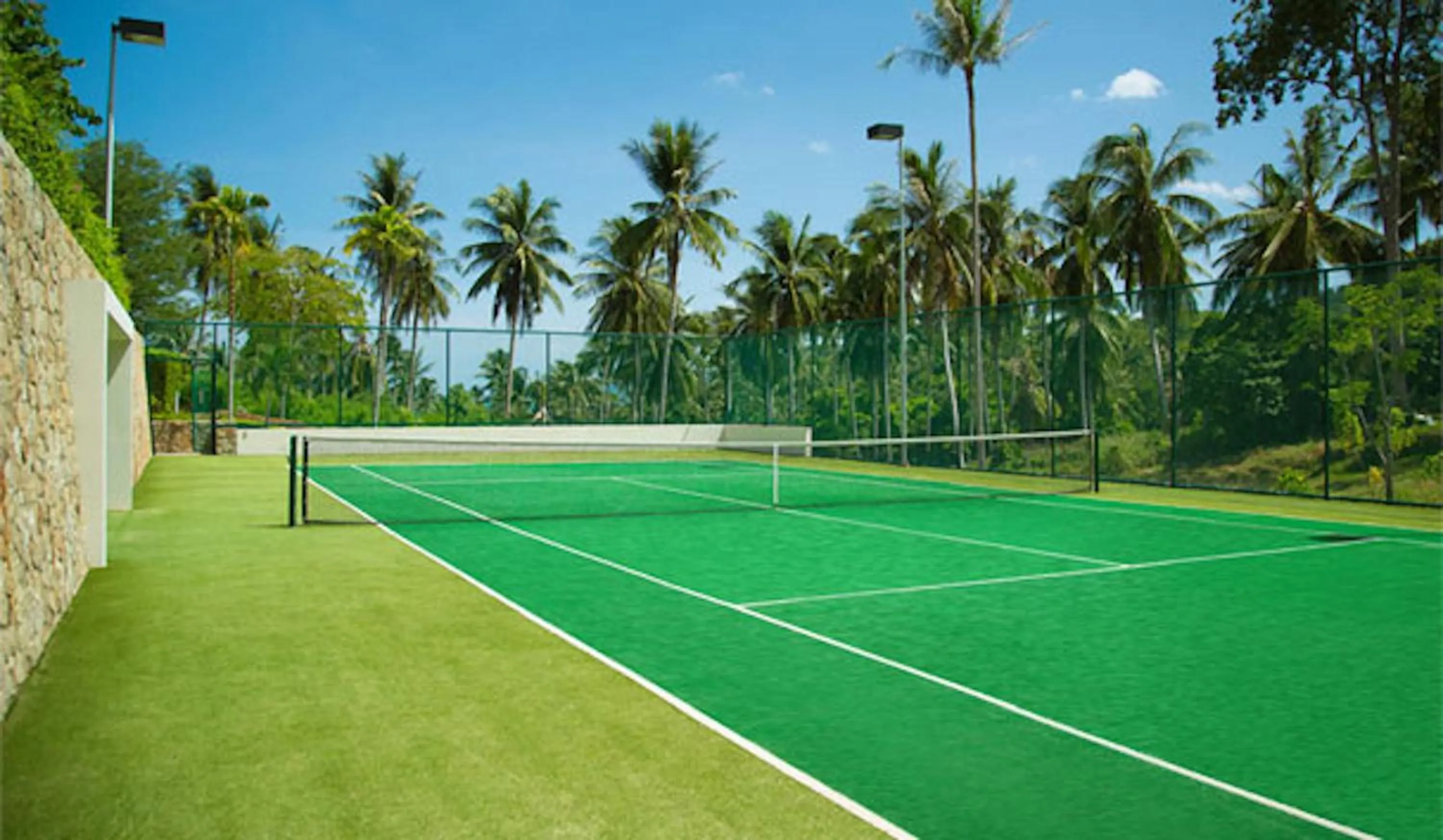 Tennis court in Villa Anavaya