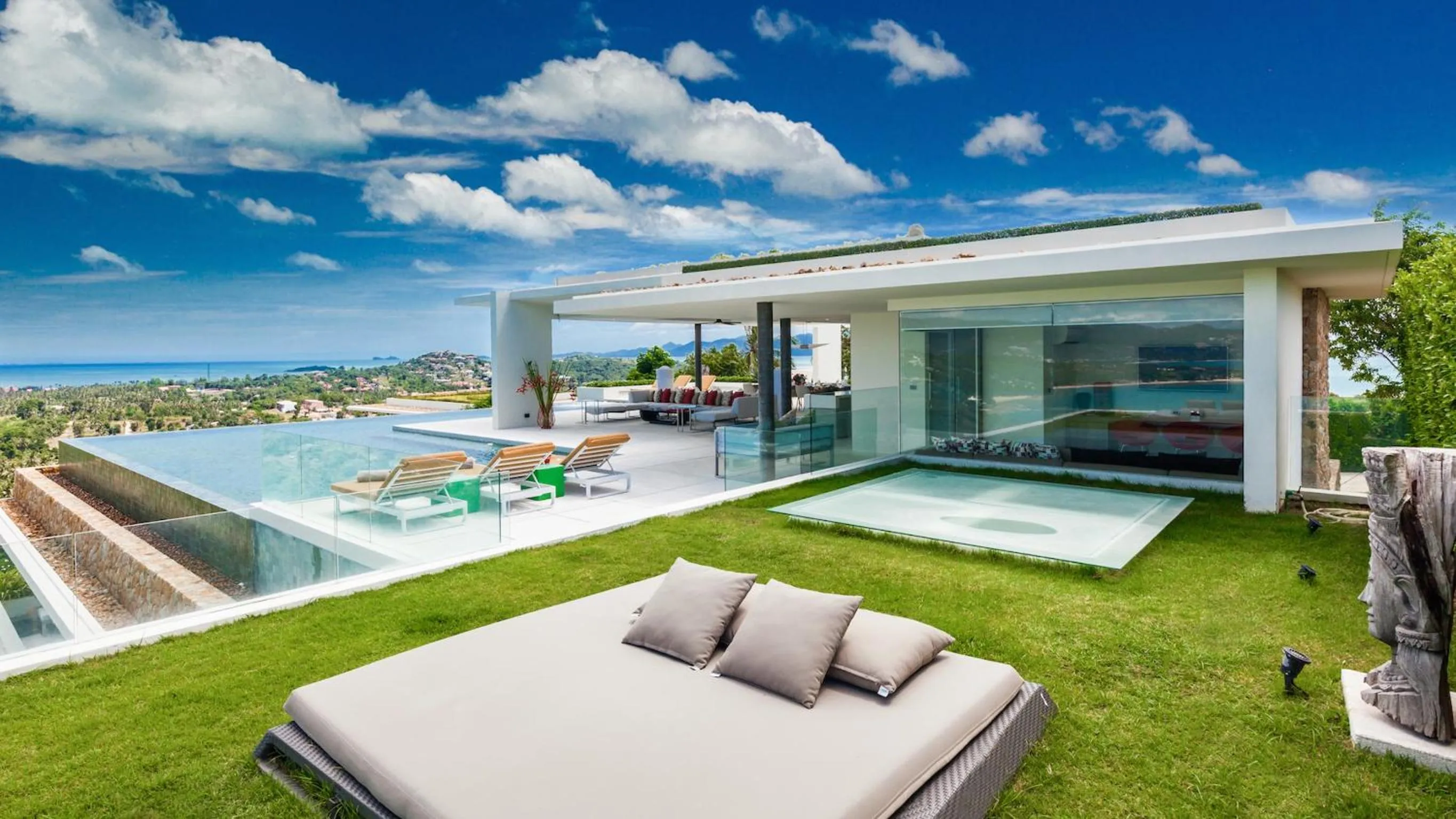 Garden in Villa Anavaya