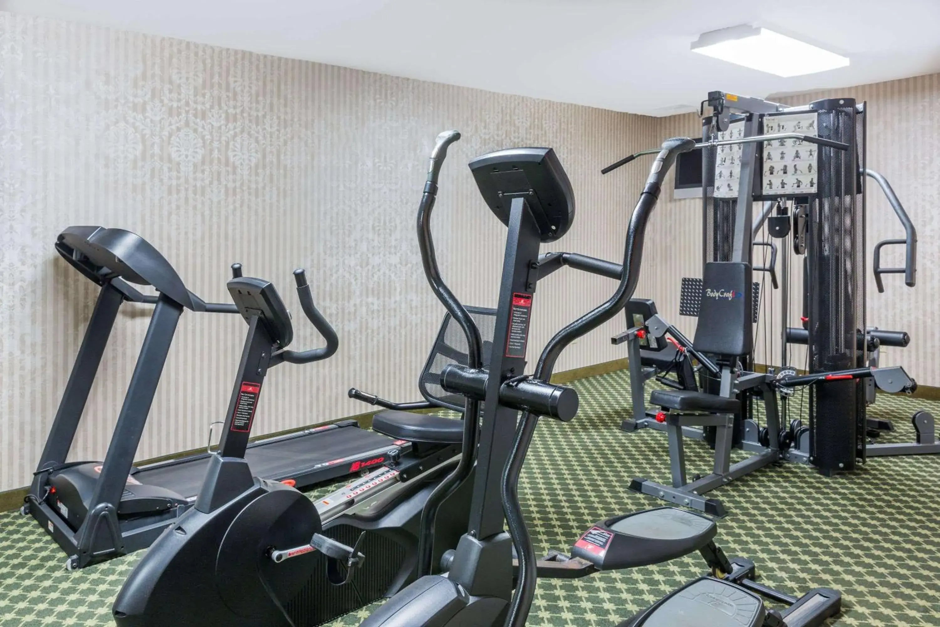 Property building in Days Inn by Wyndham Budd Lake Property building in Days Inn by Wyndham Budd Lake