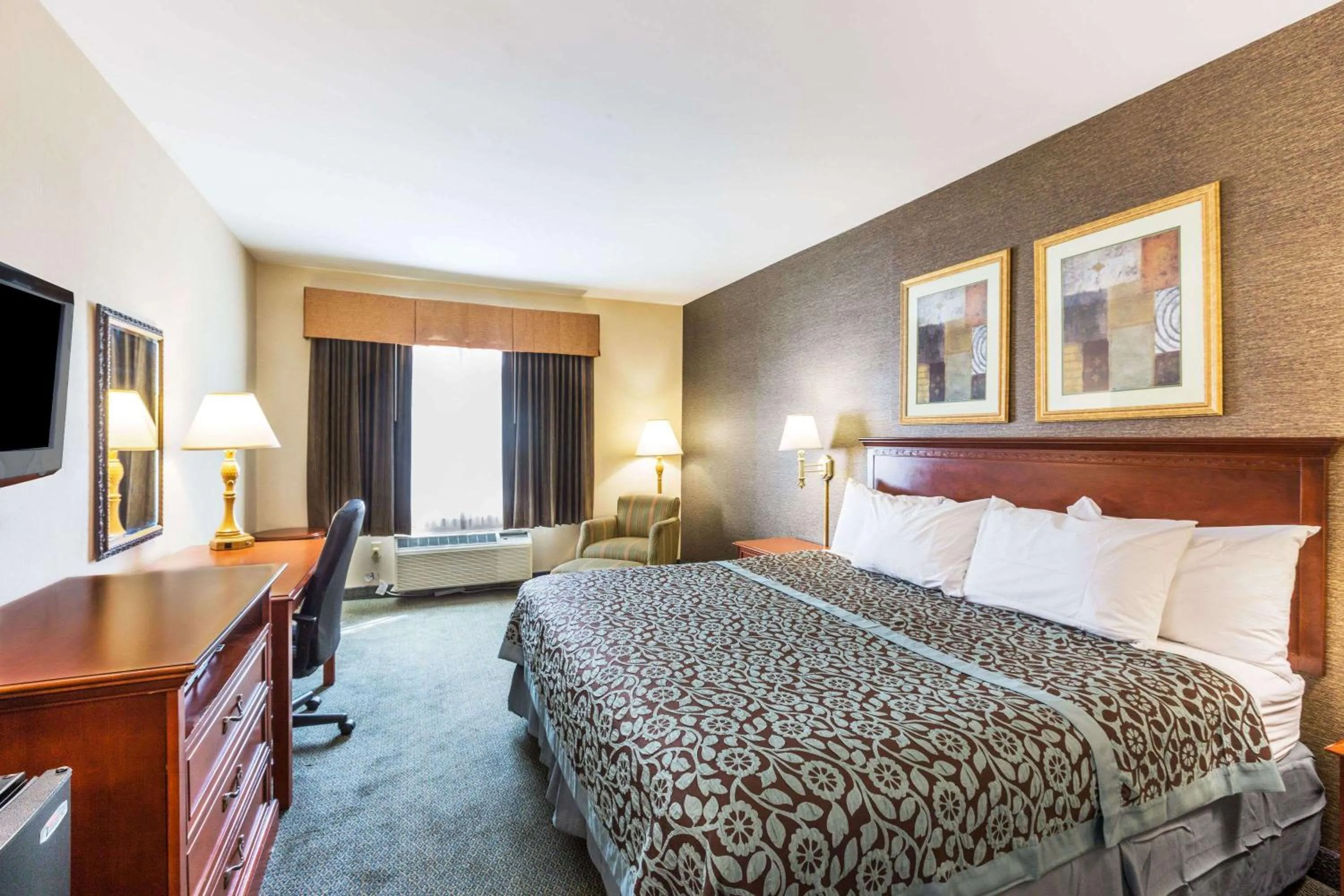 Bedroom, Bed in Days Inn by Wyndham Budd Lake