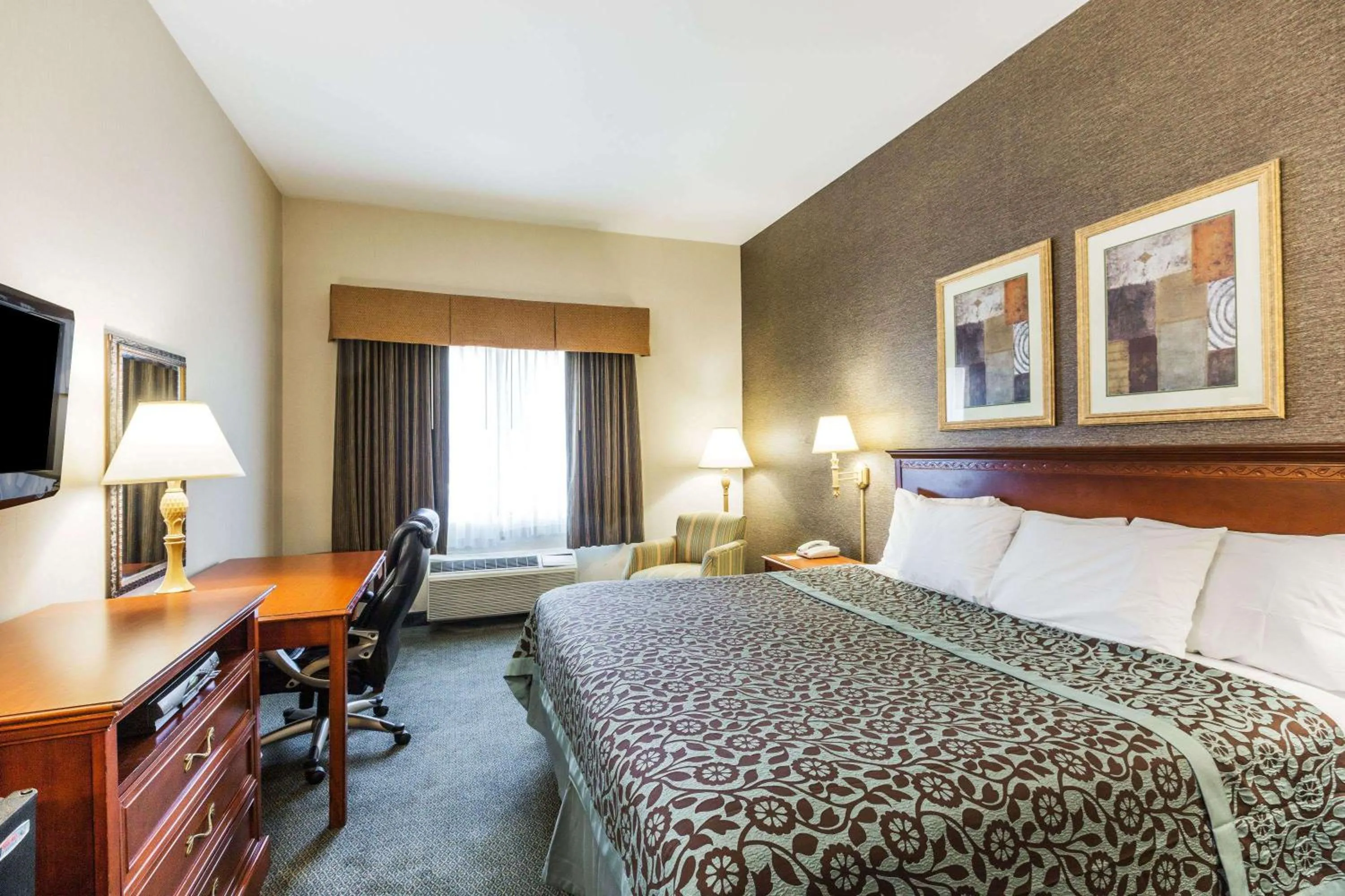 Bedroom, Bed in Days Inn by Wyndham Budd Lake