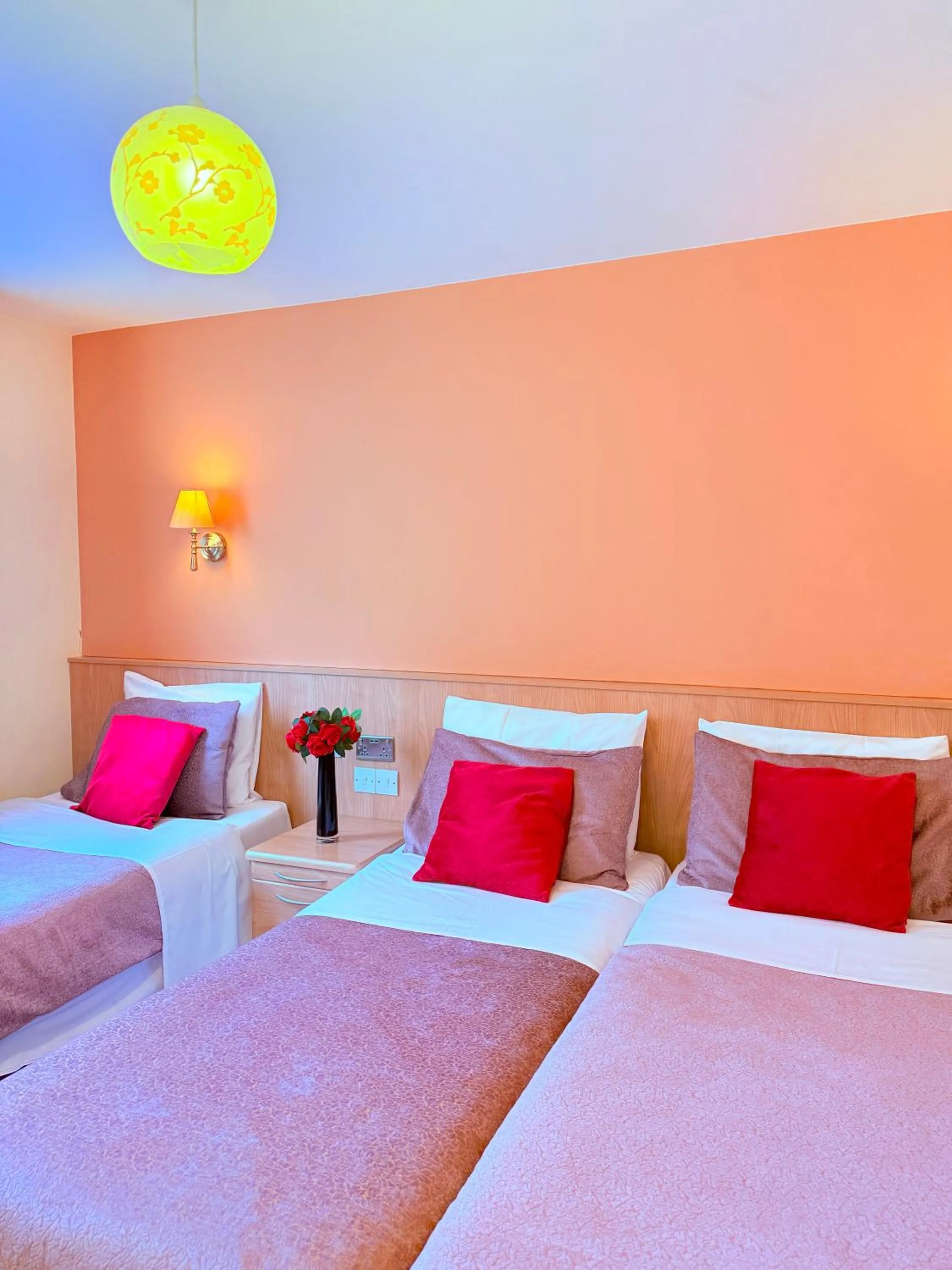 Bedroom, Bed in Albro House Hotel, London