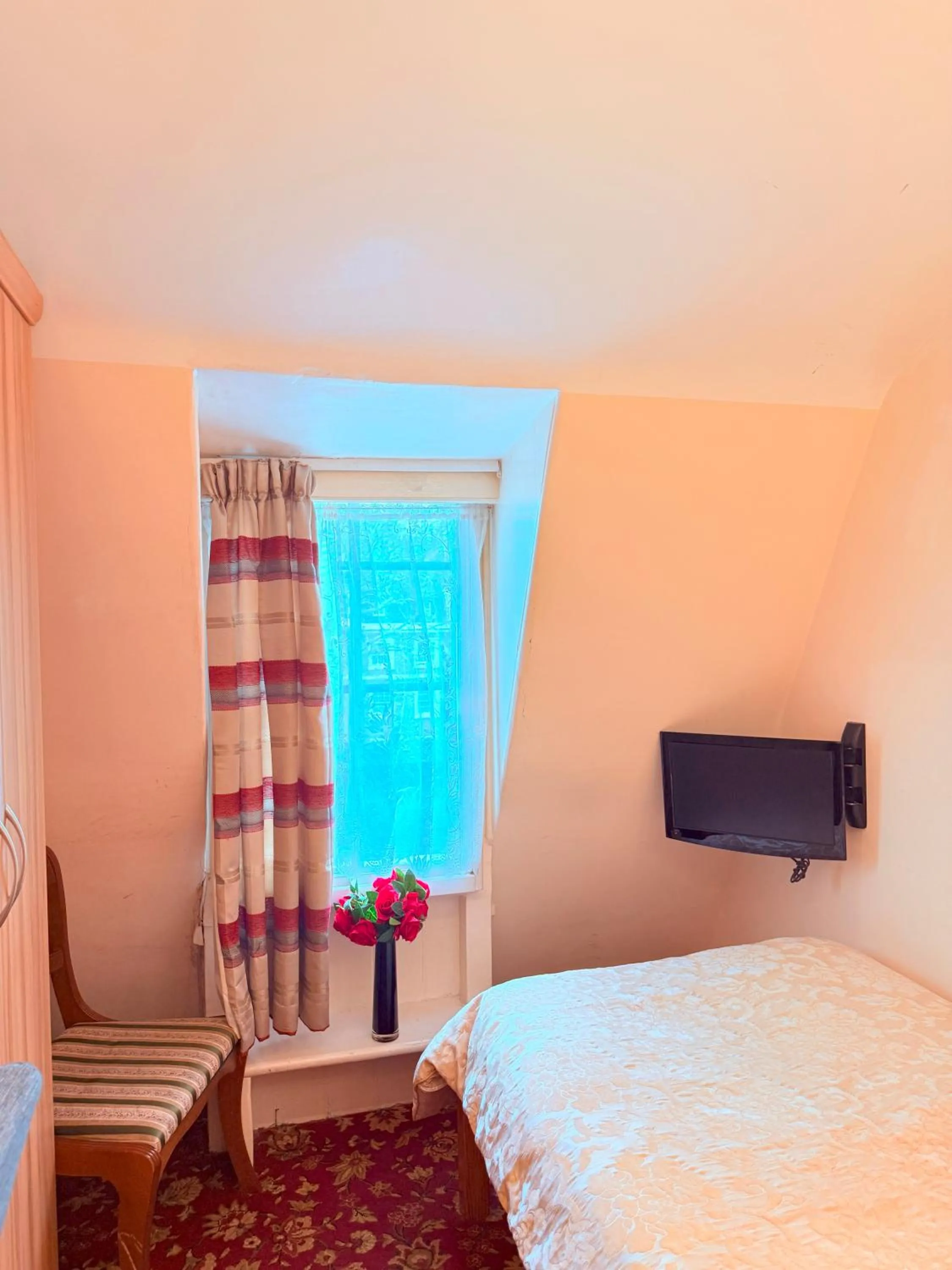 Bedroom, Bed in Albro House Hotel, London