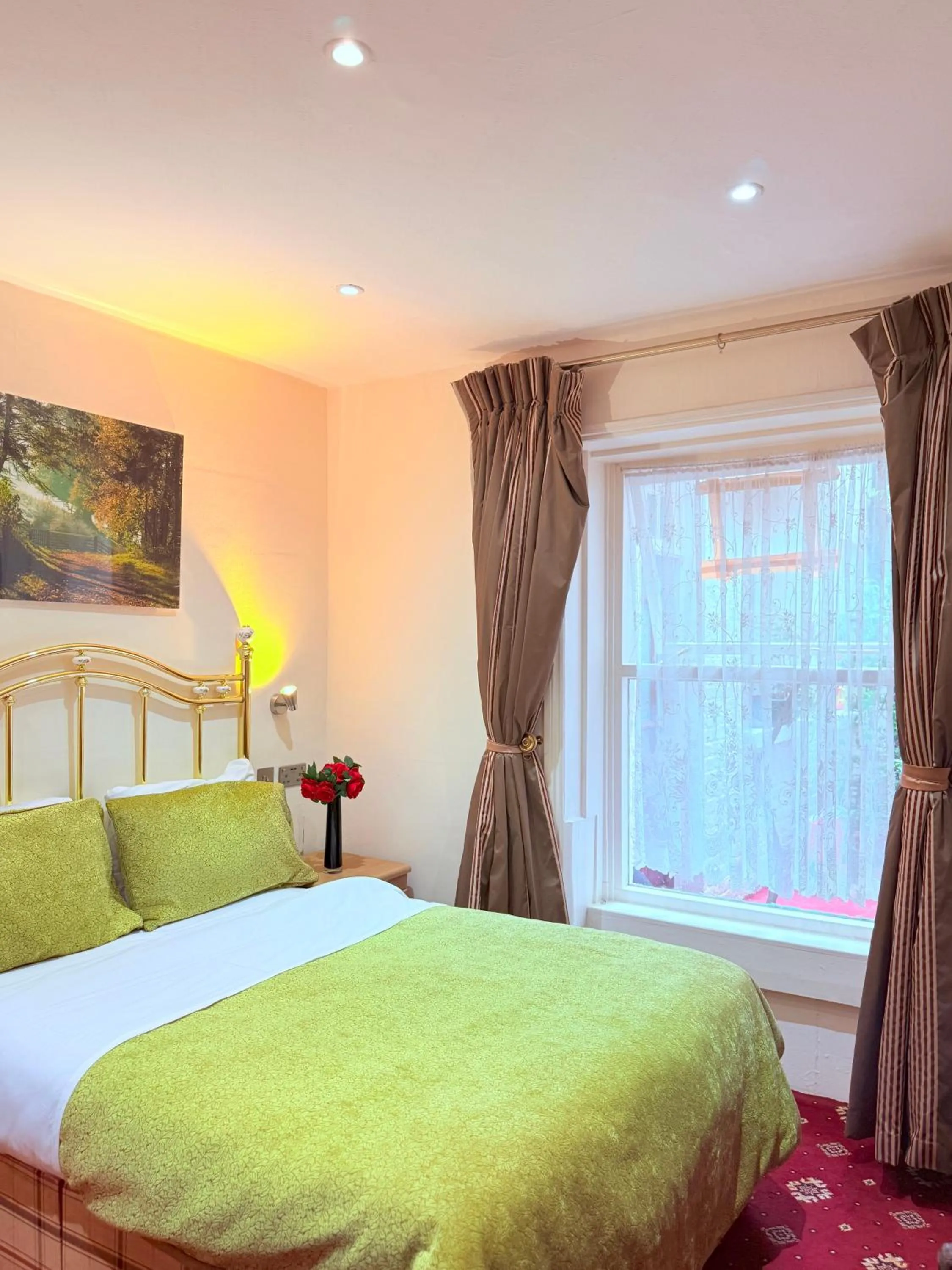 Bedroom, Bed in Albro House Hotel, London