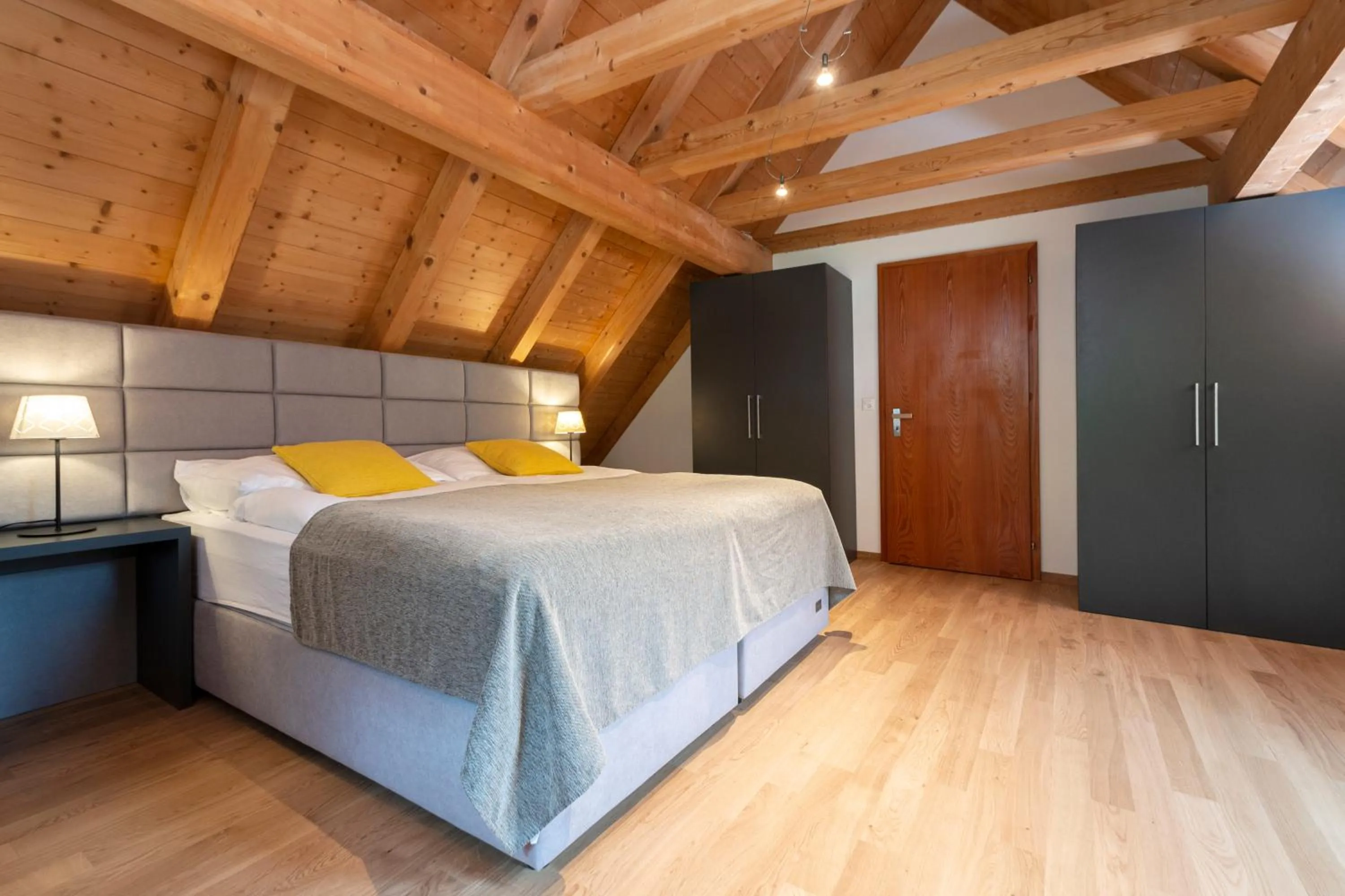 Bedroom, Bed in Gasthof Krone Blatten