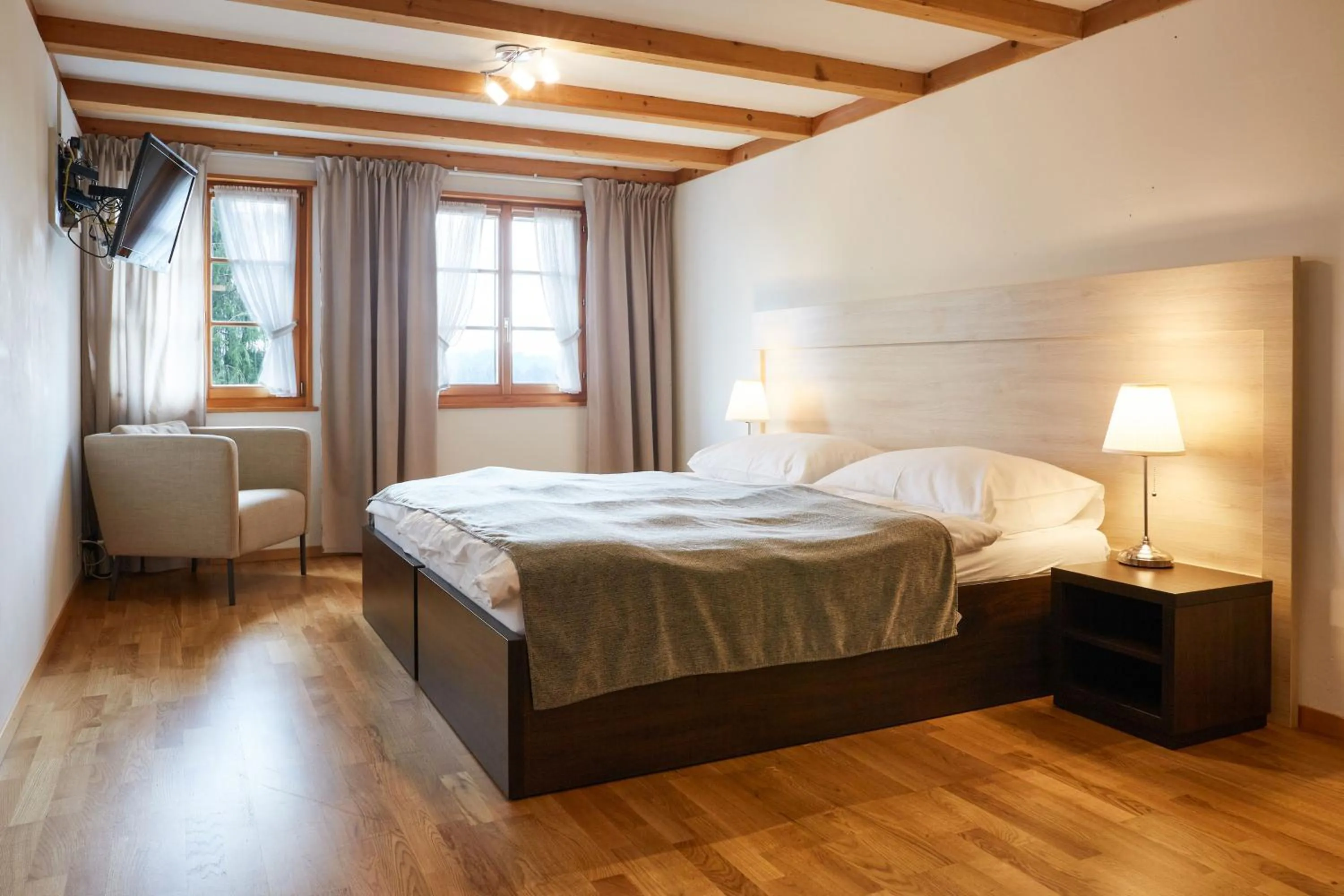 Bed in Gasthof Krone Blatten