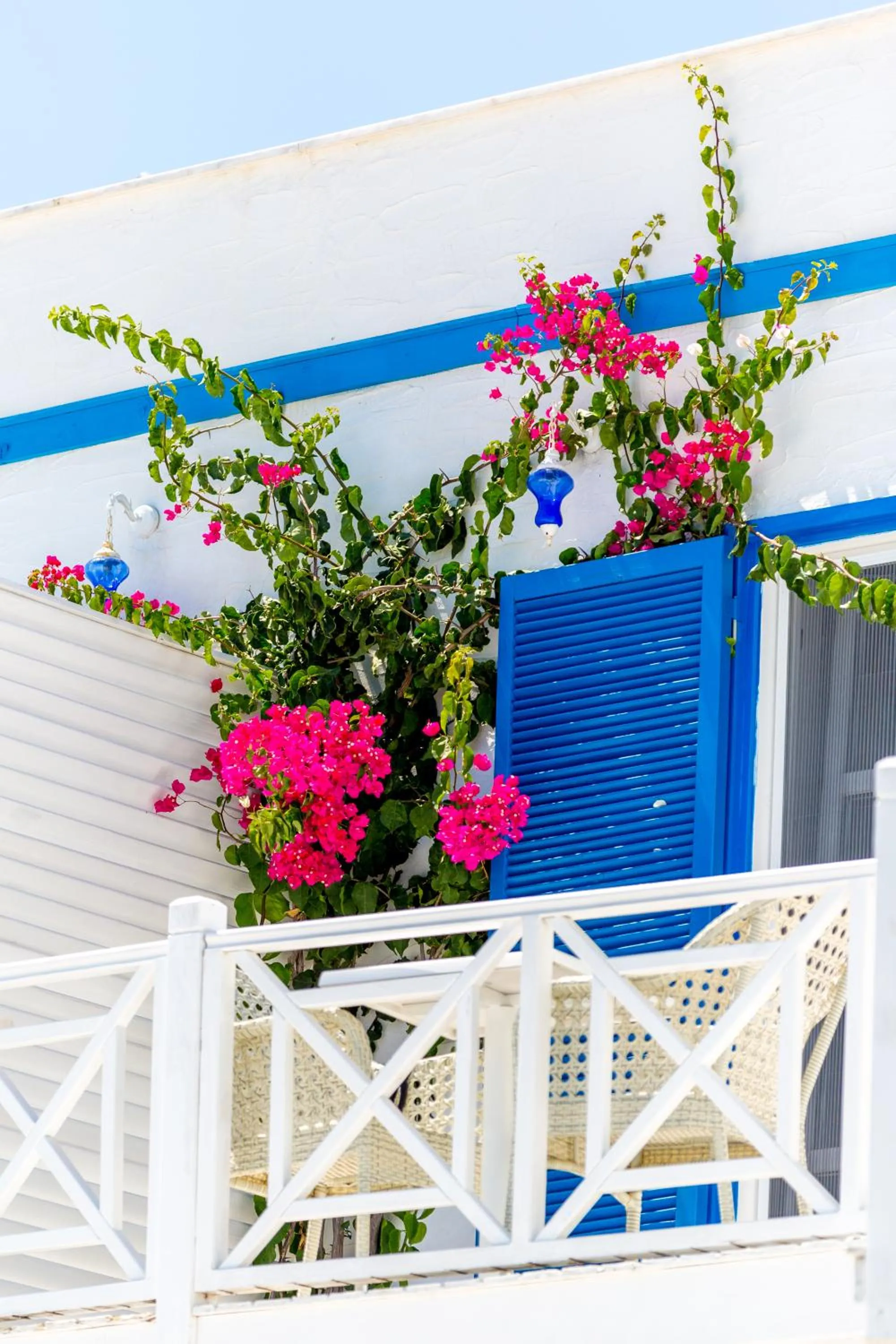 Property building, Balcony/Terrace in Hotel Mavi Beyaz