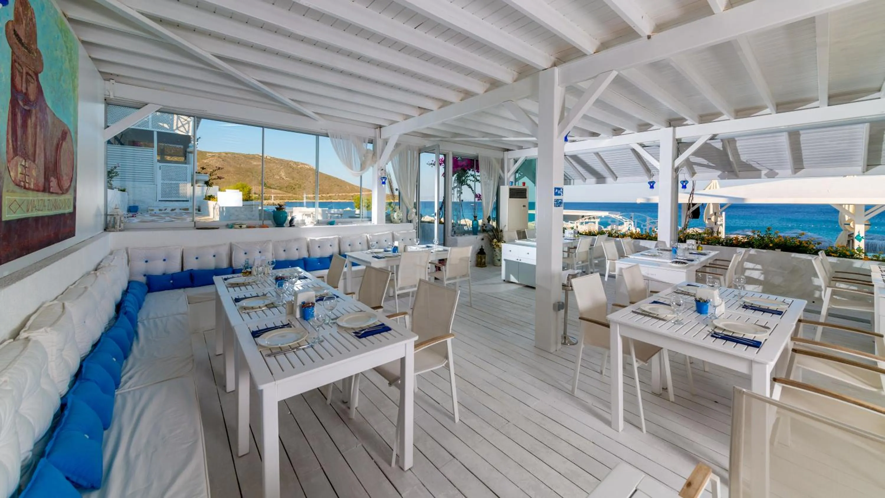 Restaurant/Places to Eat in Hotel Mavi Beyaz