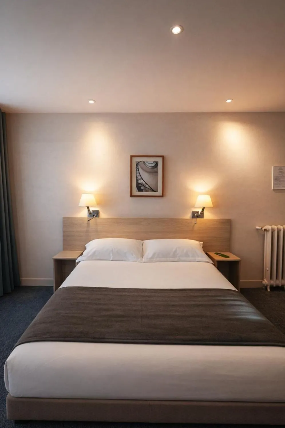 Bed in Hotel Cosmos