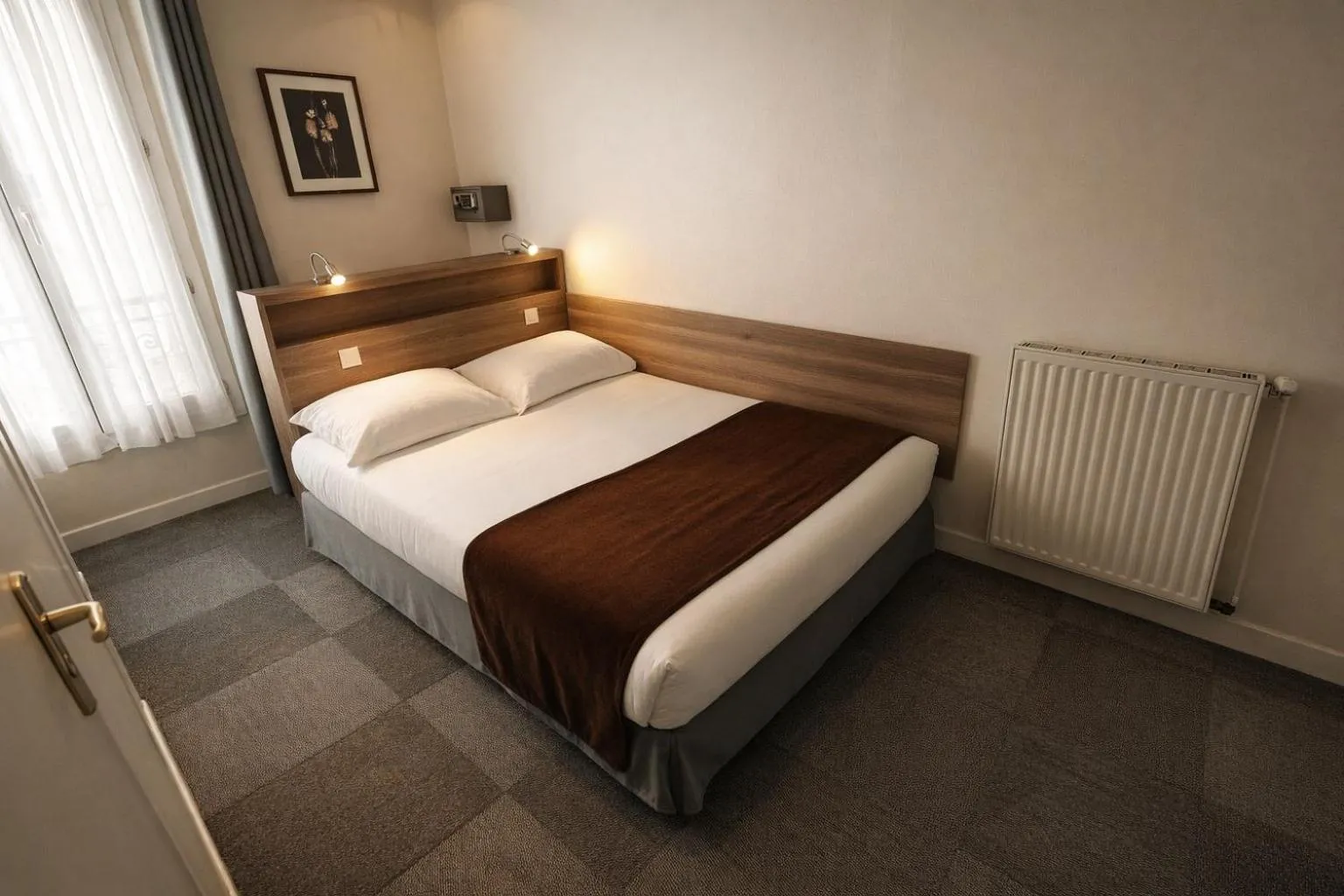 Bed in Hotel Cosmos