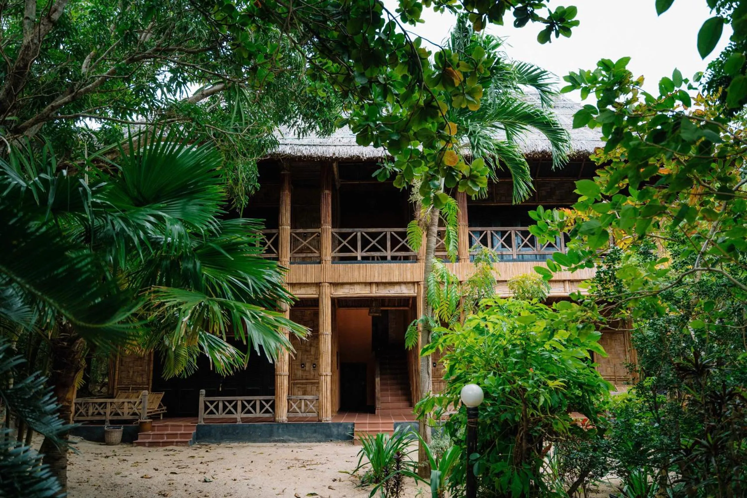 Day in Whale Island Resort