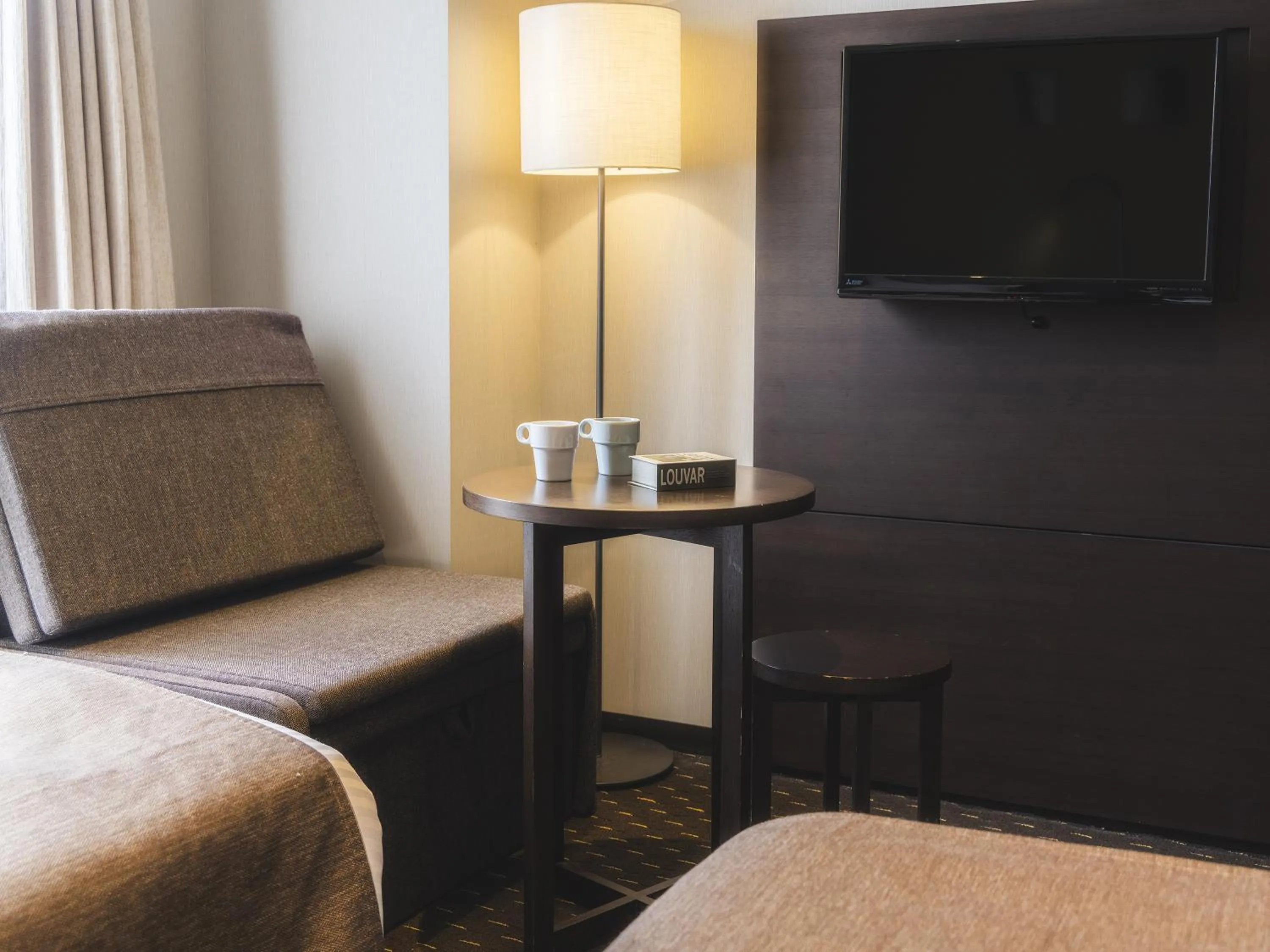 Photo of the whole room, Bed in Akihabara Washington Hotel