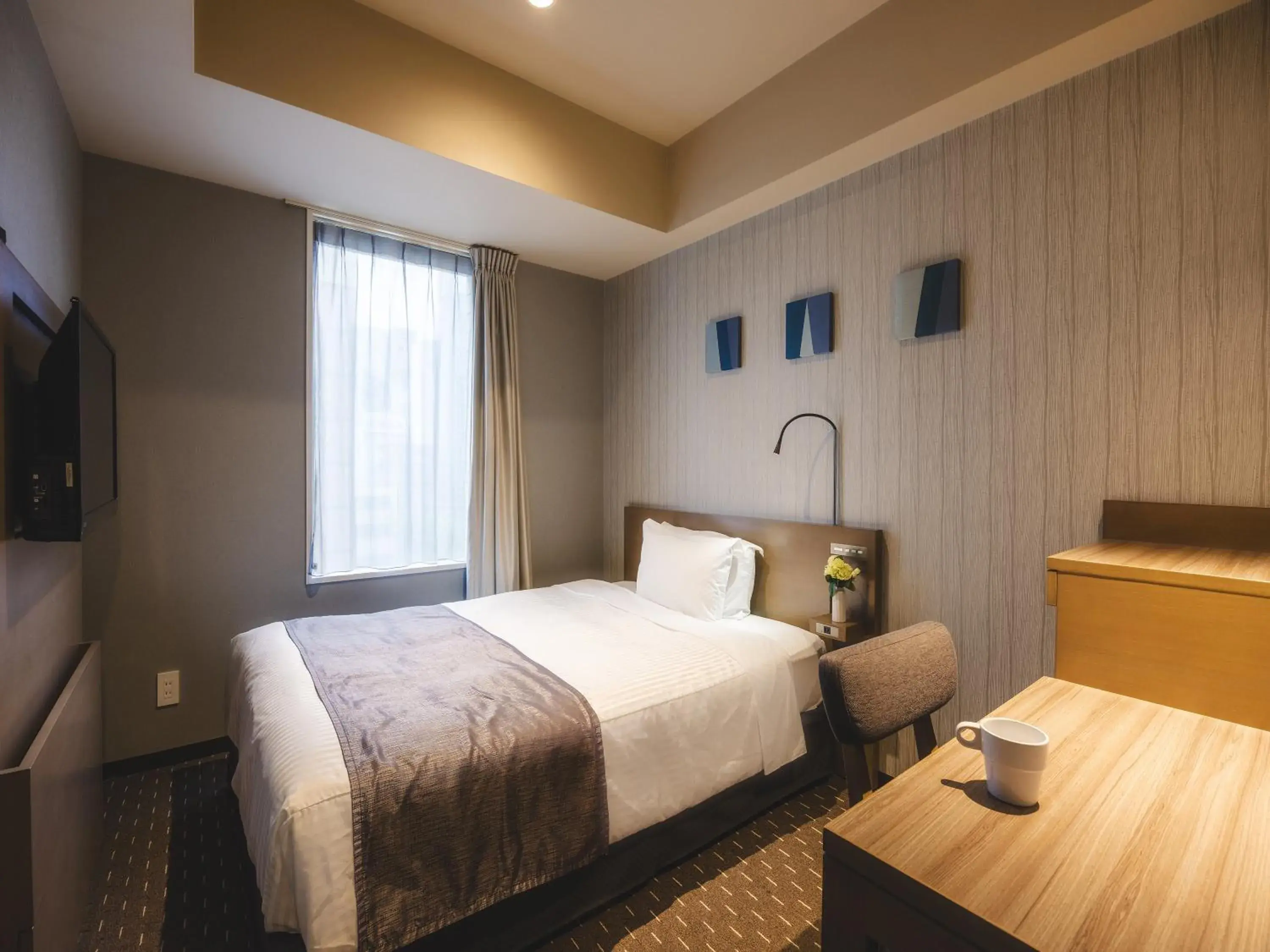 Photo of the whole room, Bed in Akihabara Washington Hotel Photo of the whole room, Bed in Akihabara Washington Hotel