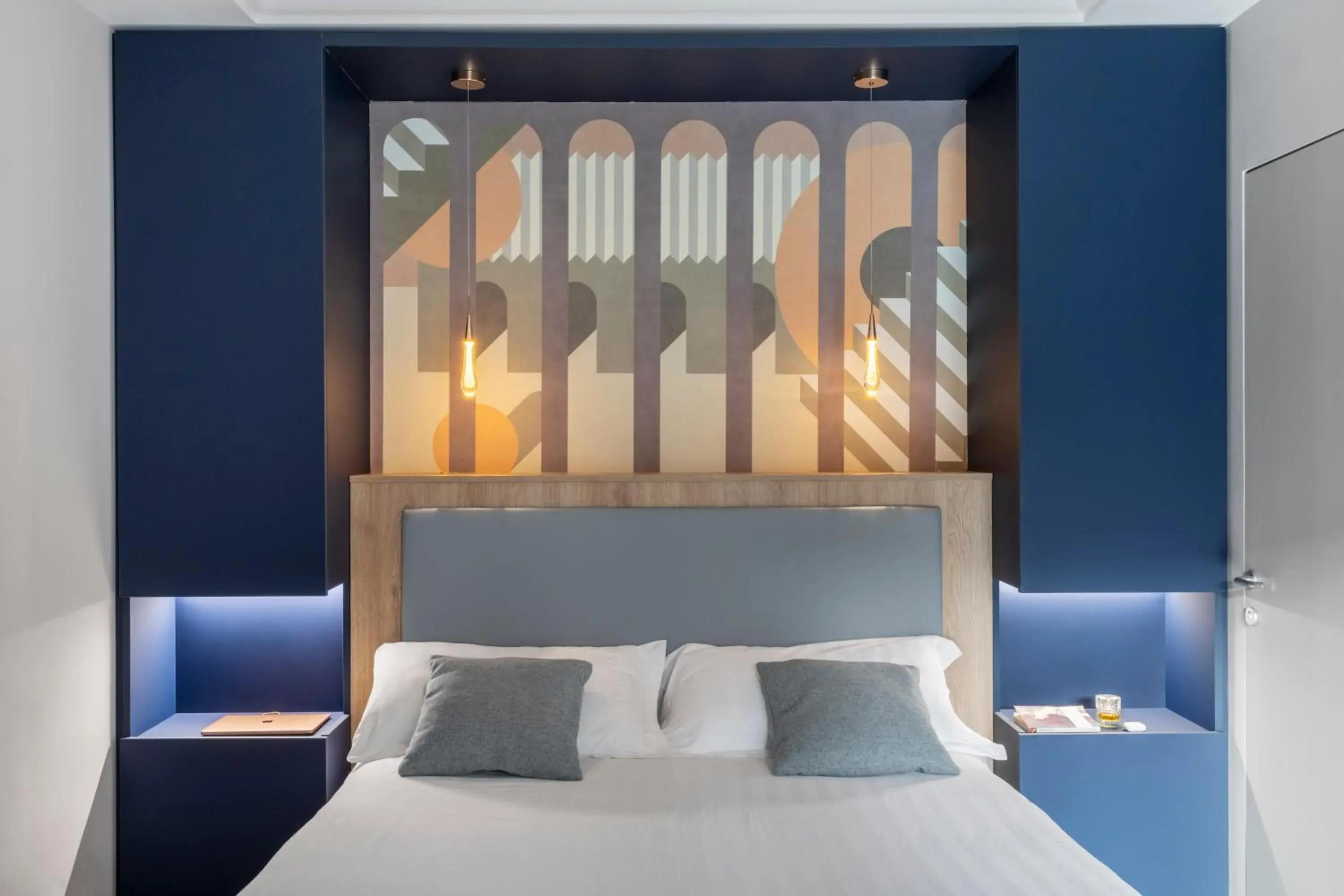 Bedroom, Bed in Patrizia Romana Palace Bedroom, Bed in Patrizia Romana Palace