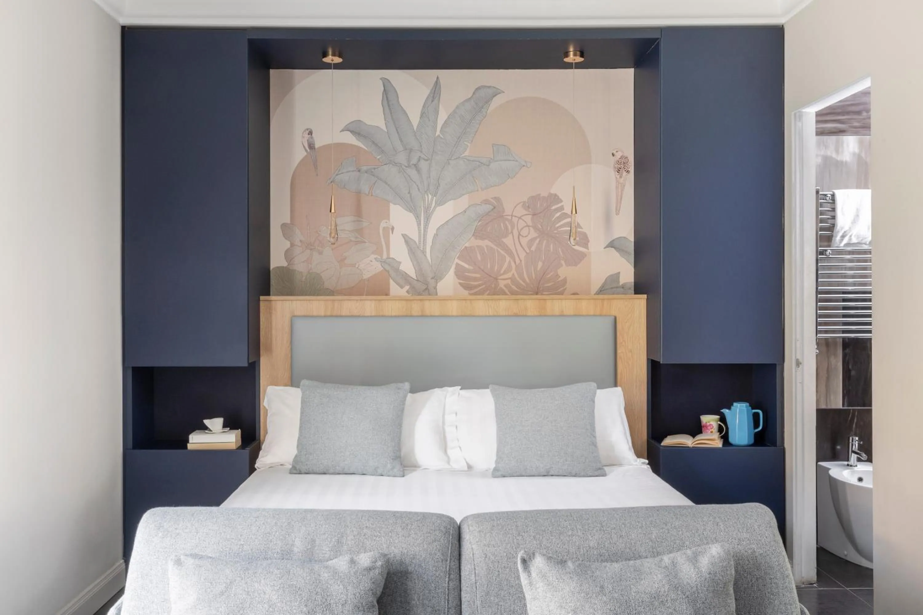 Photo of the whole room, Bed in Patrizia Romana Palace