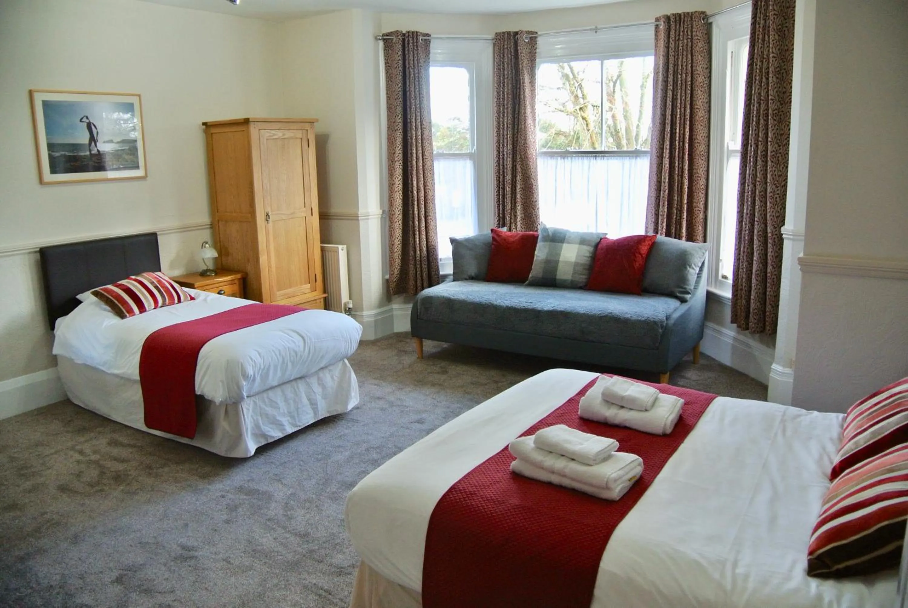 Bedroom, Bed in Fairlawns Guest House