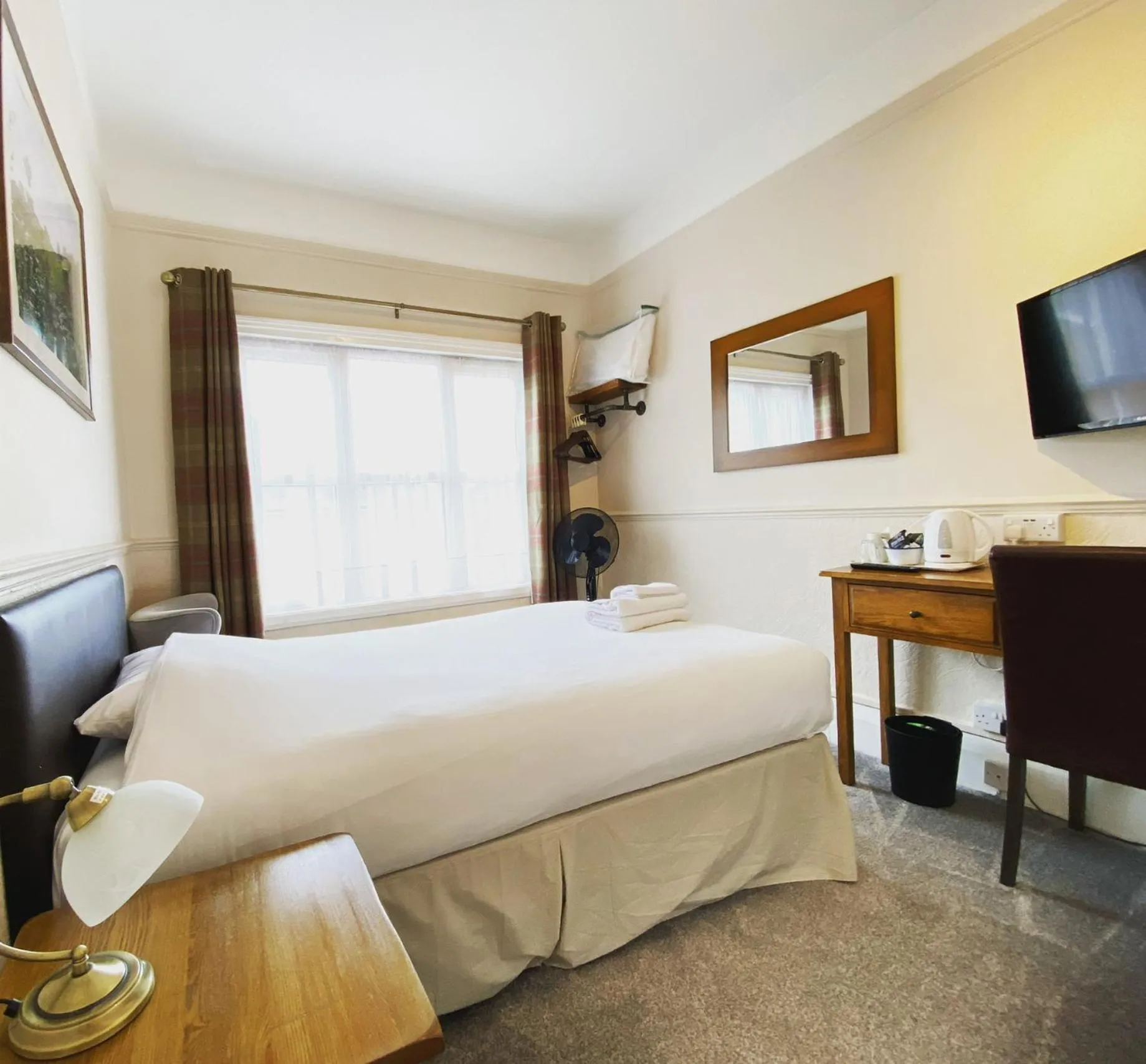 Bed in Fairlawns Guest House