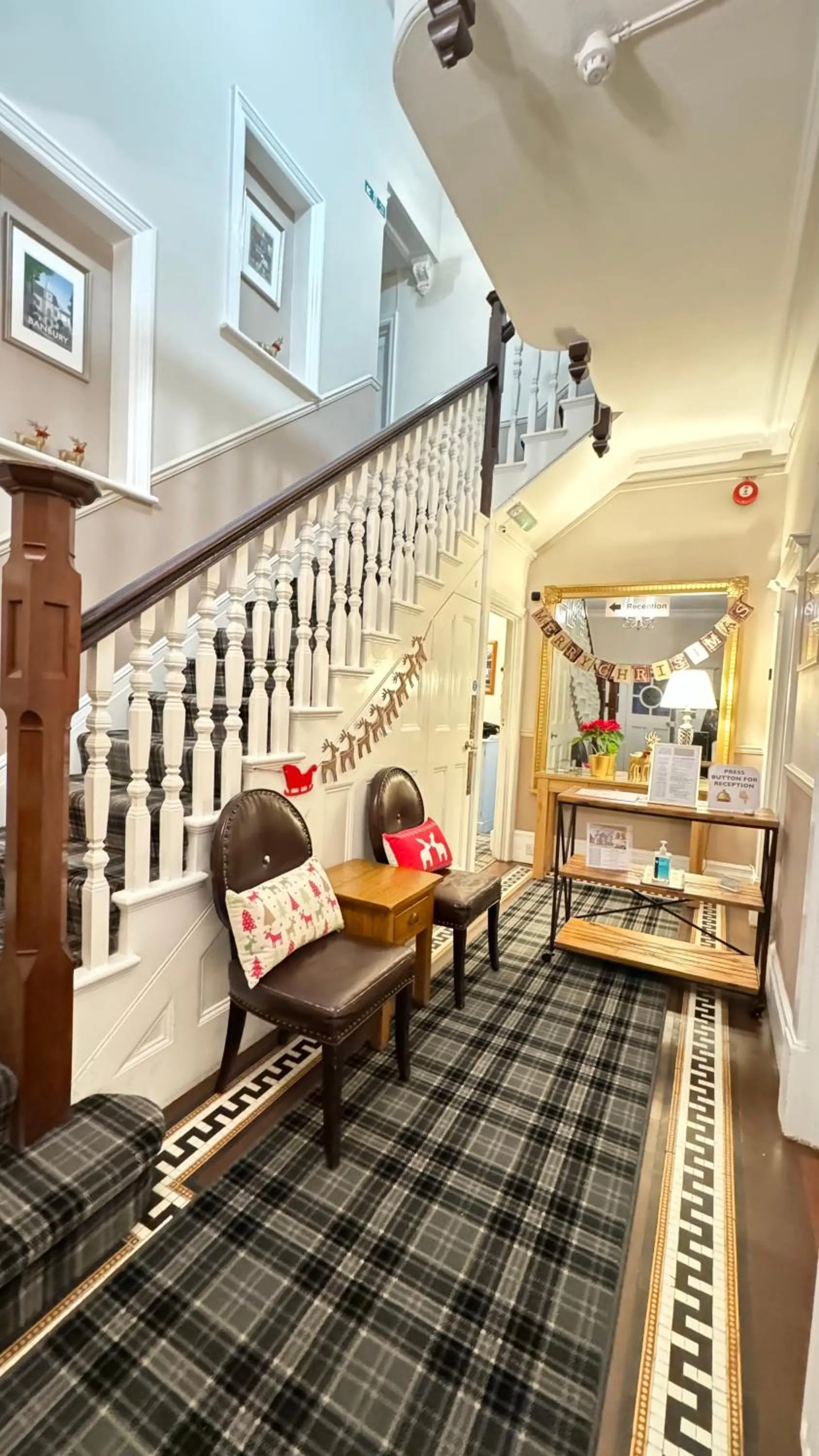 Property building in Fairlawns Guest House