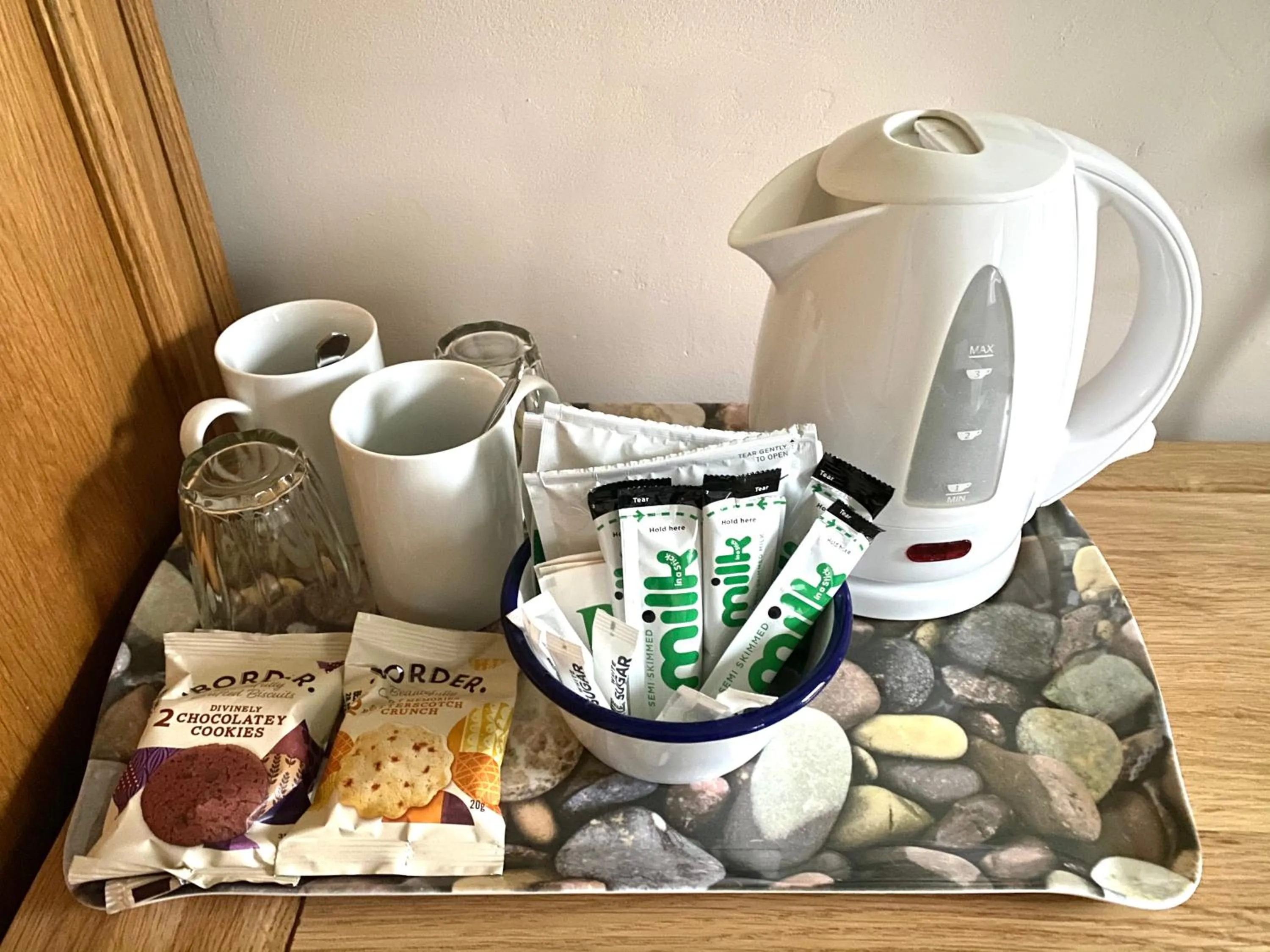 Coffee/tea facilities in Fairlawns Guest House