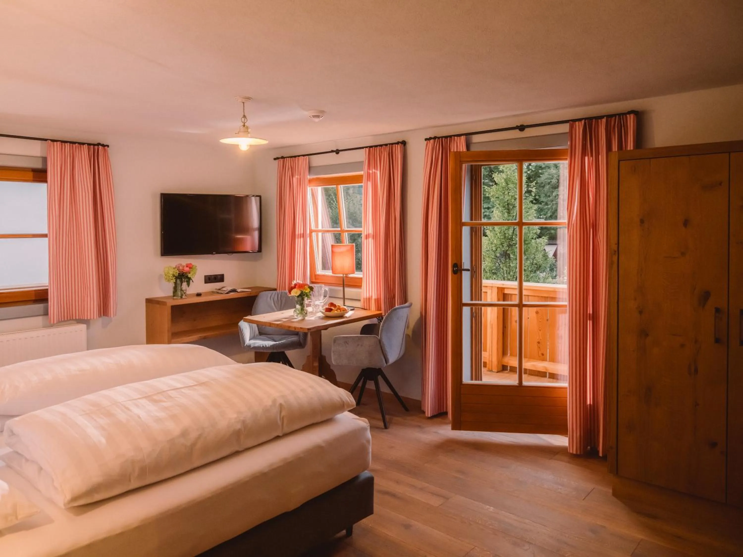 Bed in Landgasthof Hotel Linde