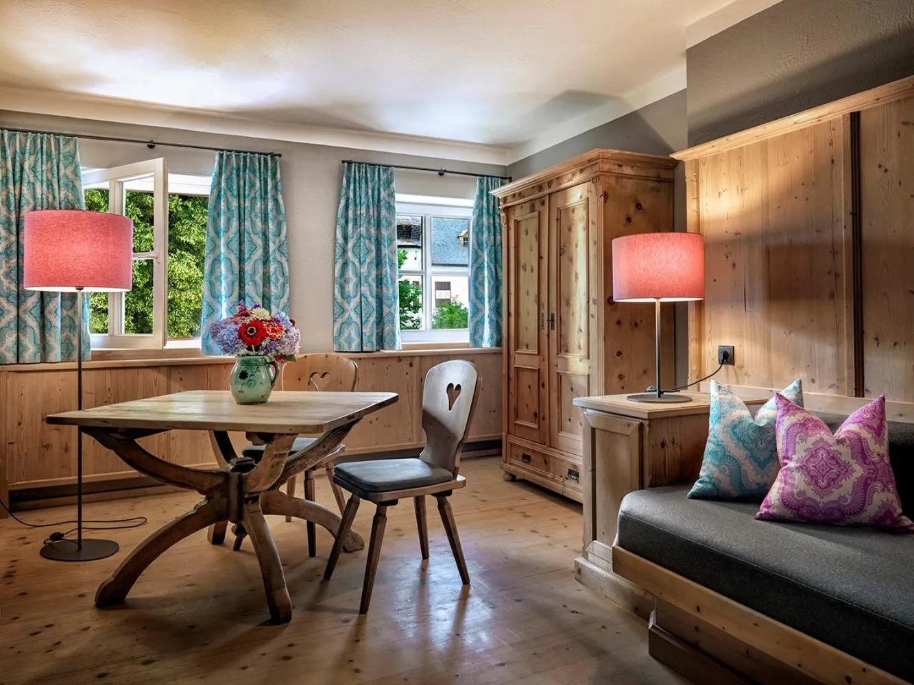 Seating area in Landgasthof Hotel Linde