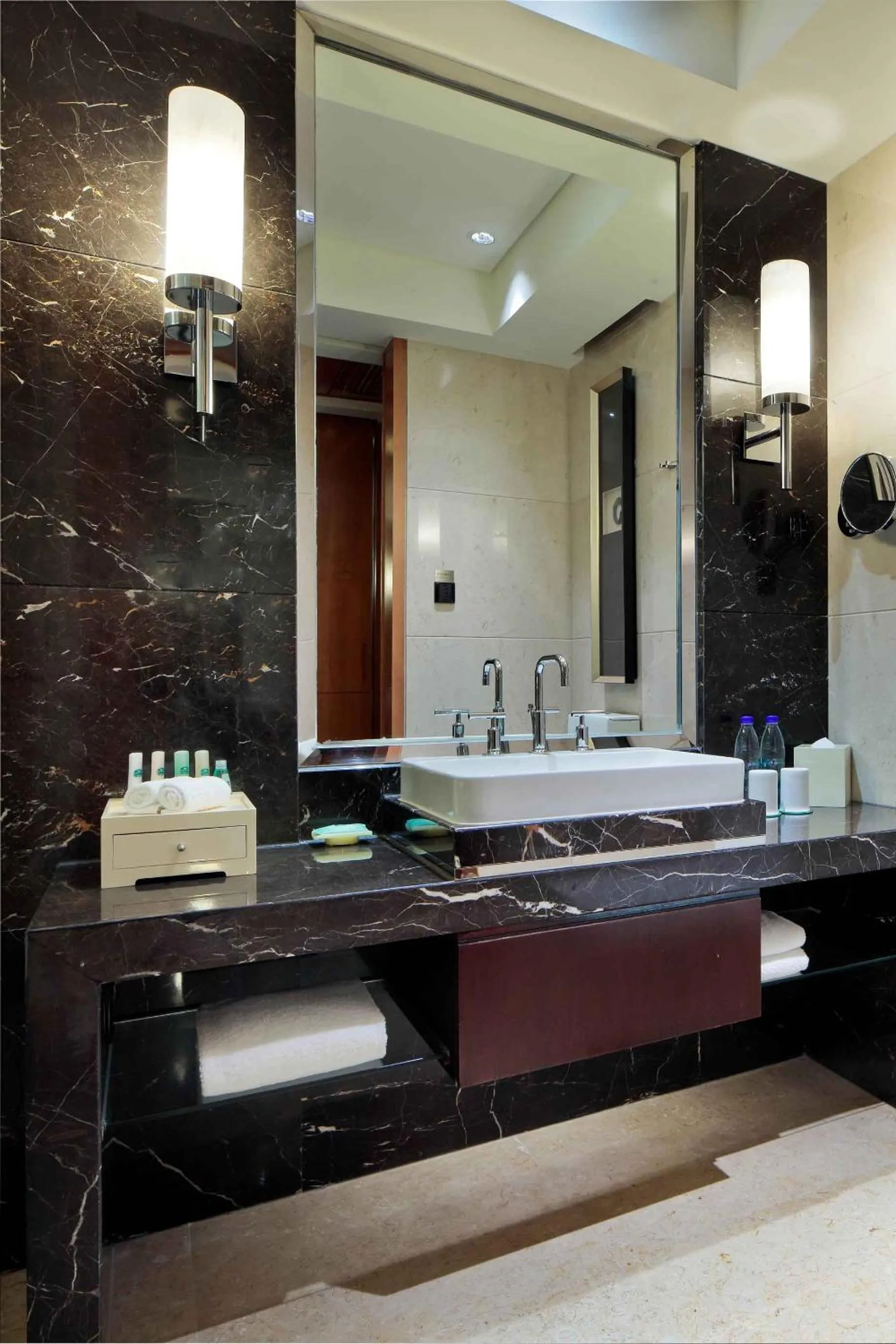 Toilet in Courtyard by Marriott Suzhou