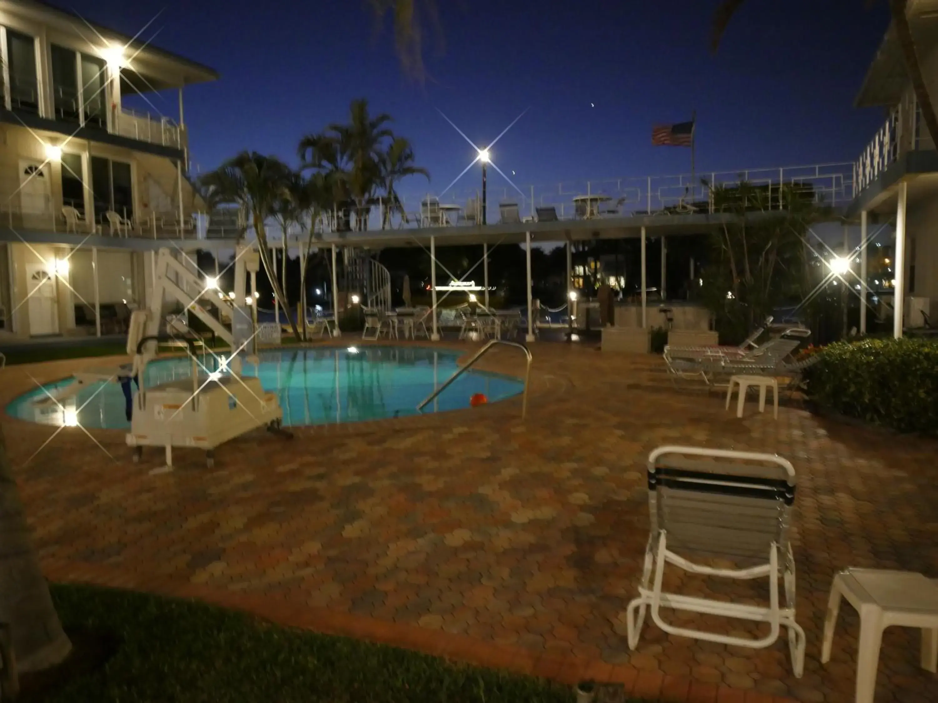 Swimming Pool in Holiday Isle Yacht Club