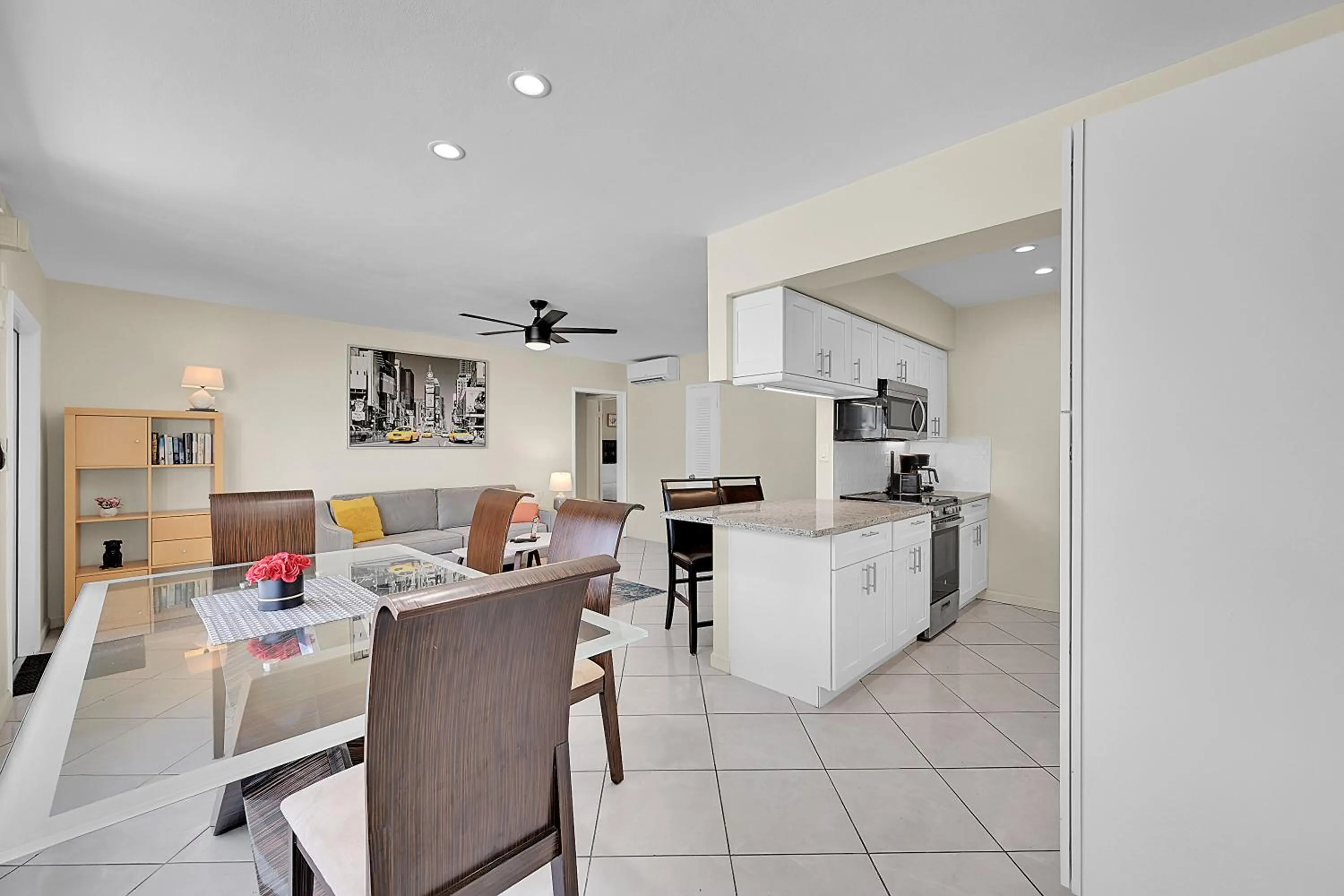 Holiday Isle Yacht Club