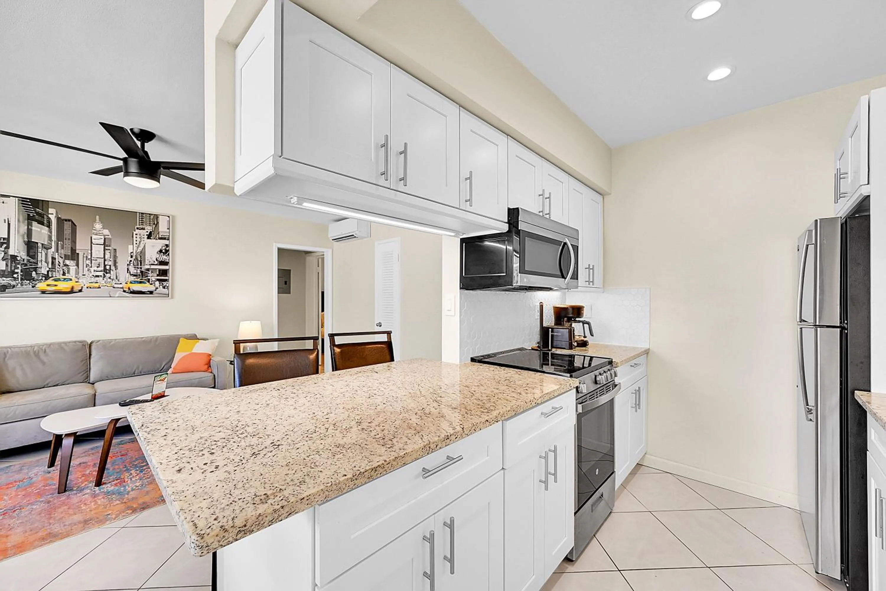 Holiday Isle Yacht Club