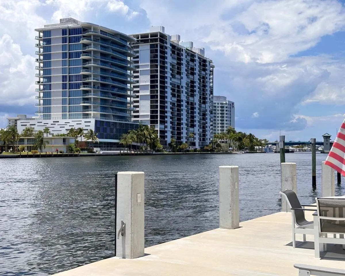 Holiday Isle Yacht Club