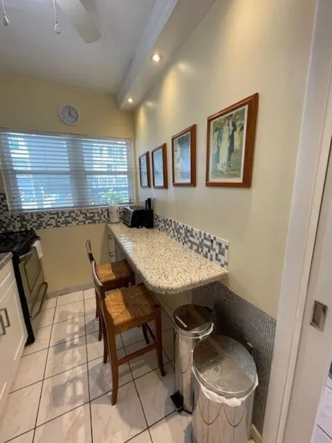 Holiday Isle Yacht Club